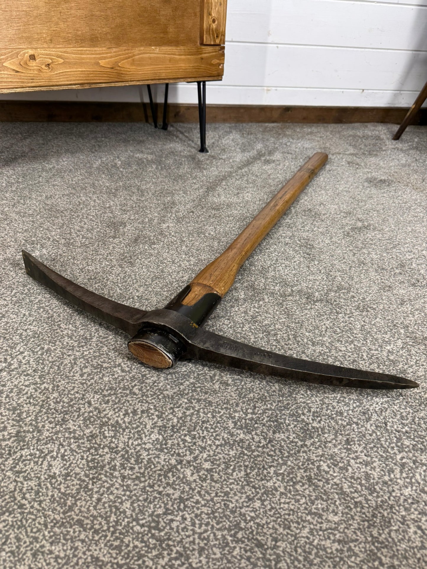 Vintage Military Pick Axe 4.5Lbs Dated 1943 Reclaimed Pickaxe Army Pioneer Display