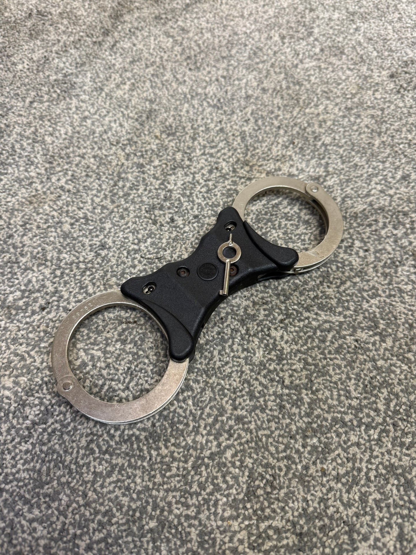 Ex Police Hiatt Rigid Handcuffs With Serial Security Cuffs Displays Collectible.