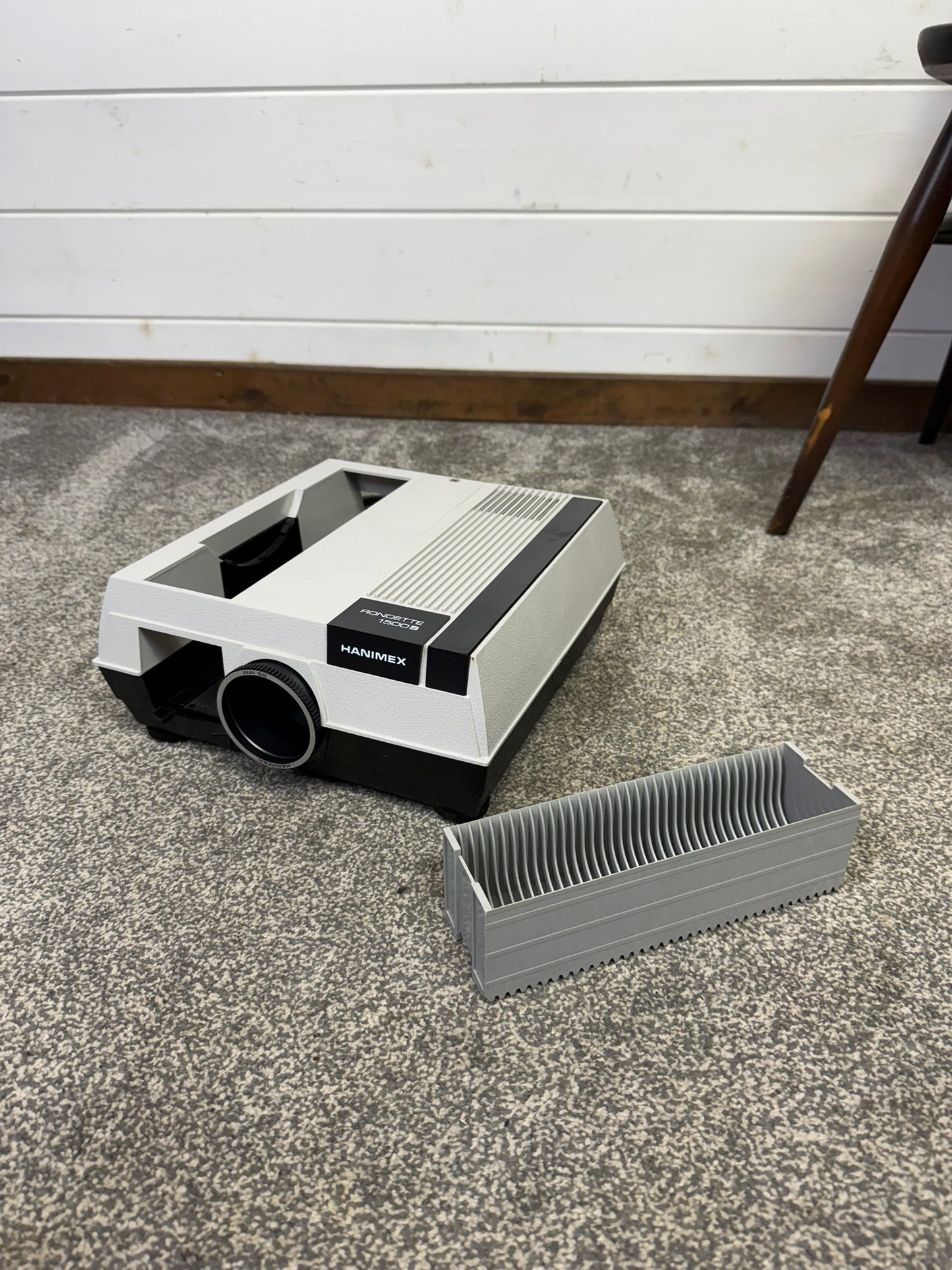 Vintage Hanimex Rondette 1500s Slide Projector 35mm 50's Retro Decor