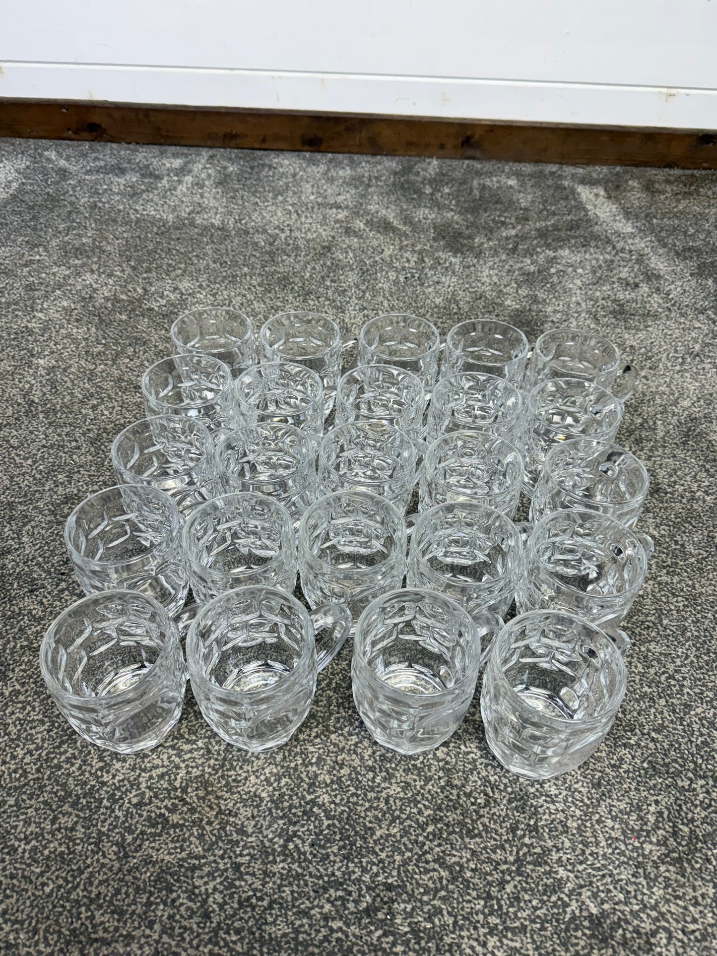 24x French Dimpled Half Pint Beer Glass Job Lot Tavern Pub Bar Beer Tankard