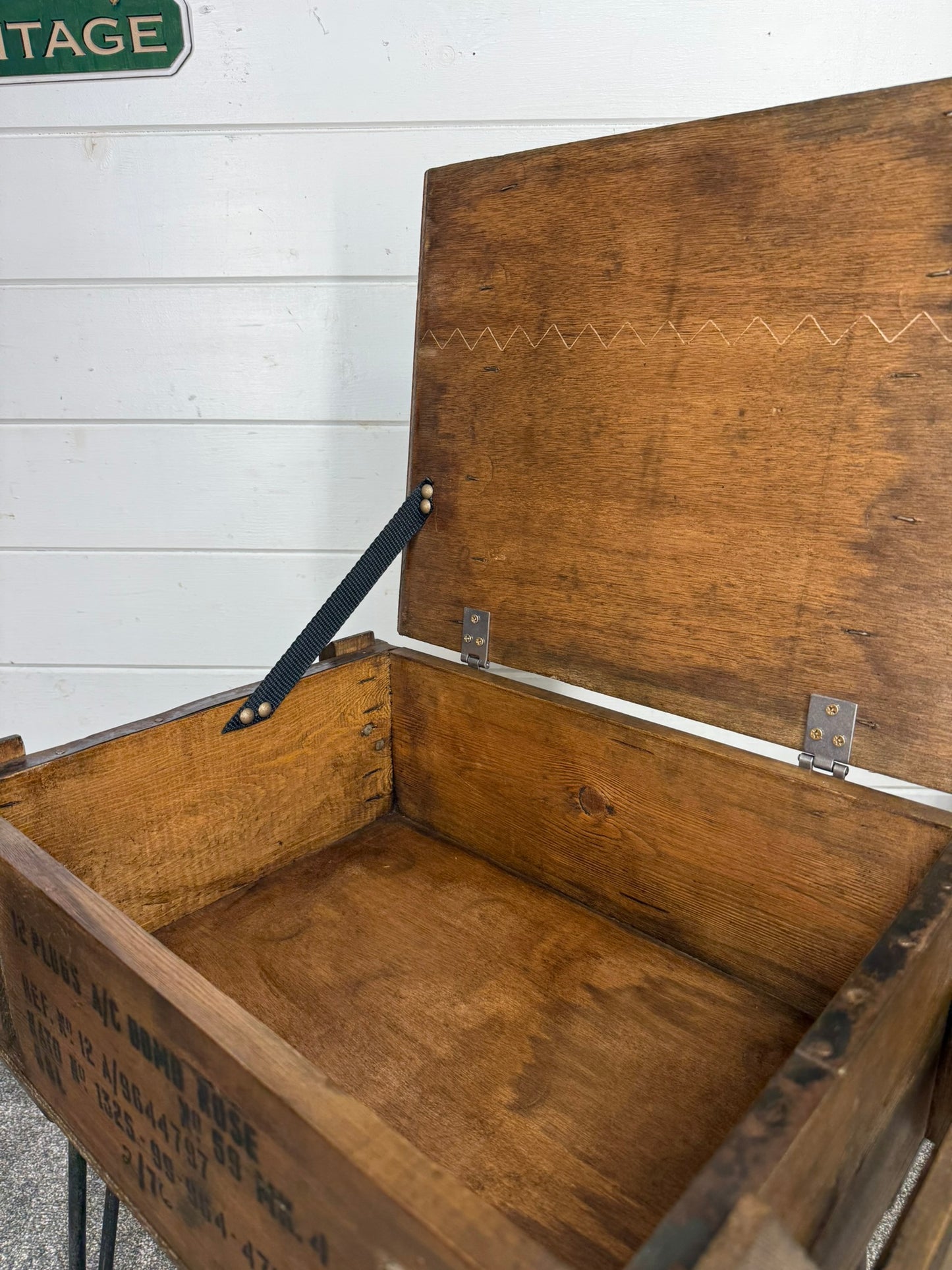 Vintage Military Crate Side Table Rustic Coffee Table Storage Box Reclaimed Army