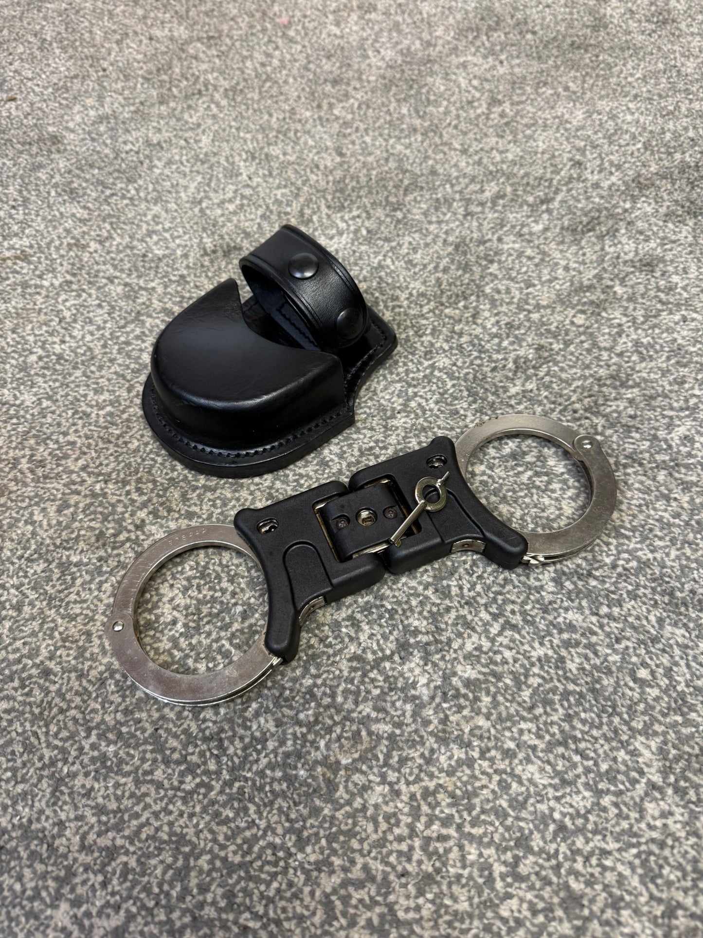 Ex Police Folding Hiatt Handcuffs Hinged Cuffs PSNI Pouch & Key Security Collectible