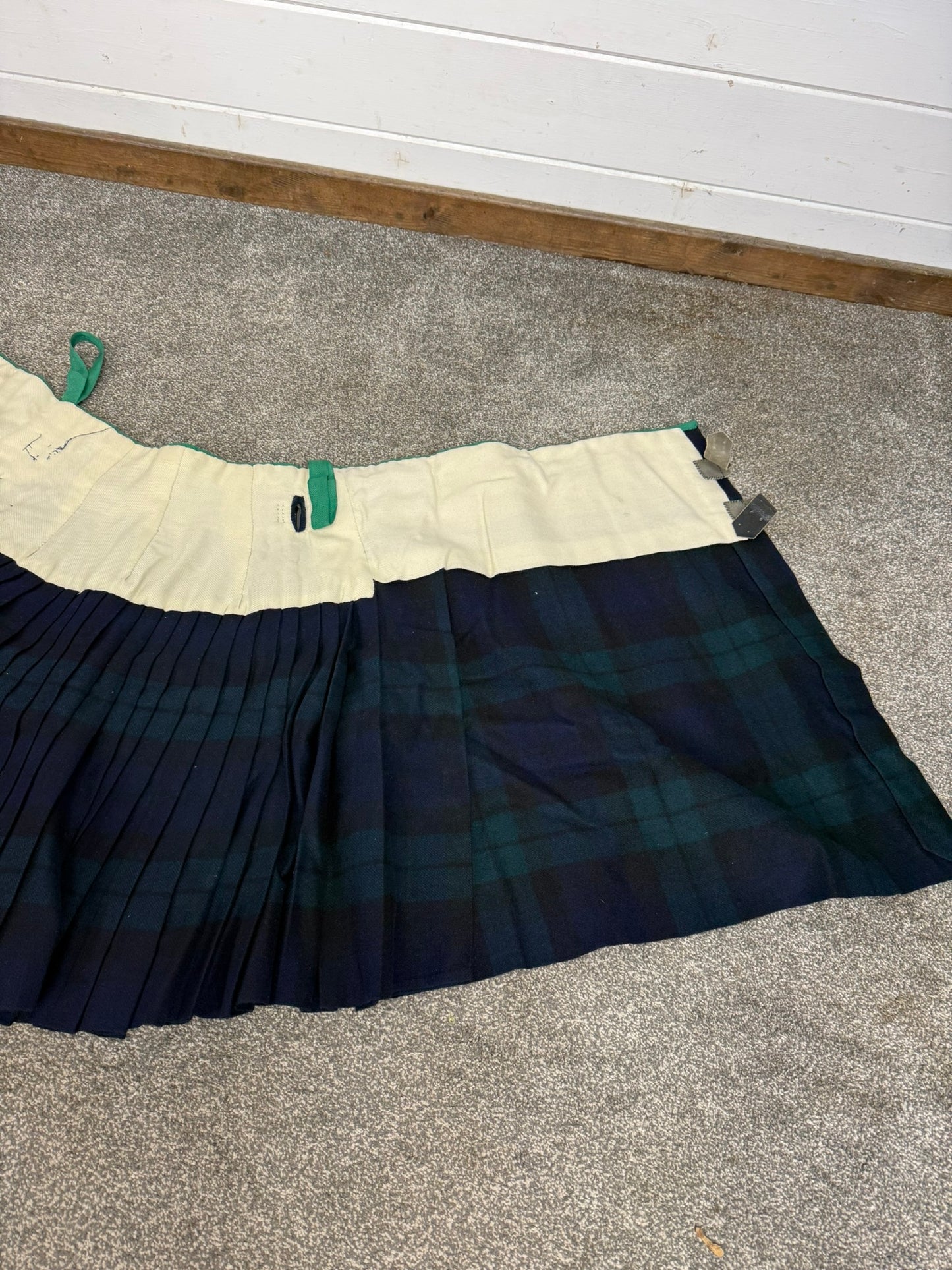 Vintage Scottish Military Black Watch Tartan Wool Kilt Thomas Gordon & Sons Kilt No 1