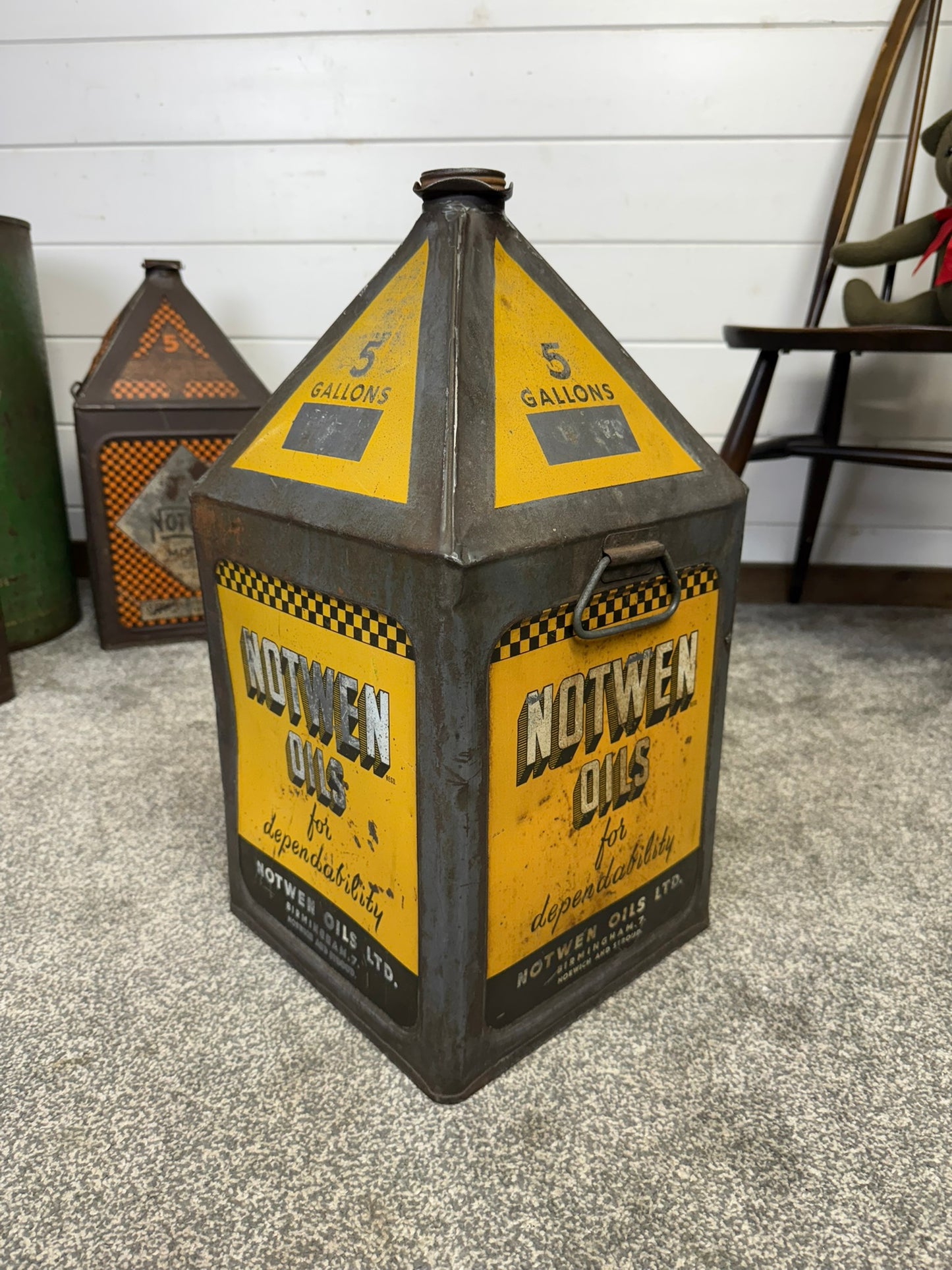 Vintage Notwen Oils 5 Gallon Pyramid Oil Can Original Automobilia