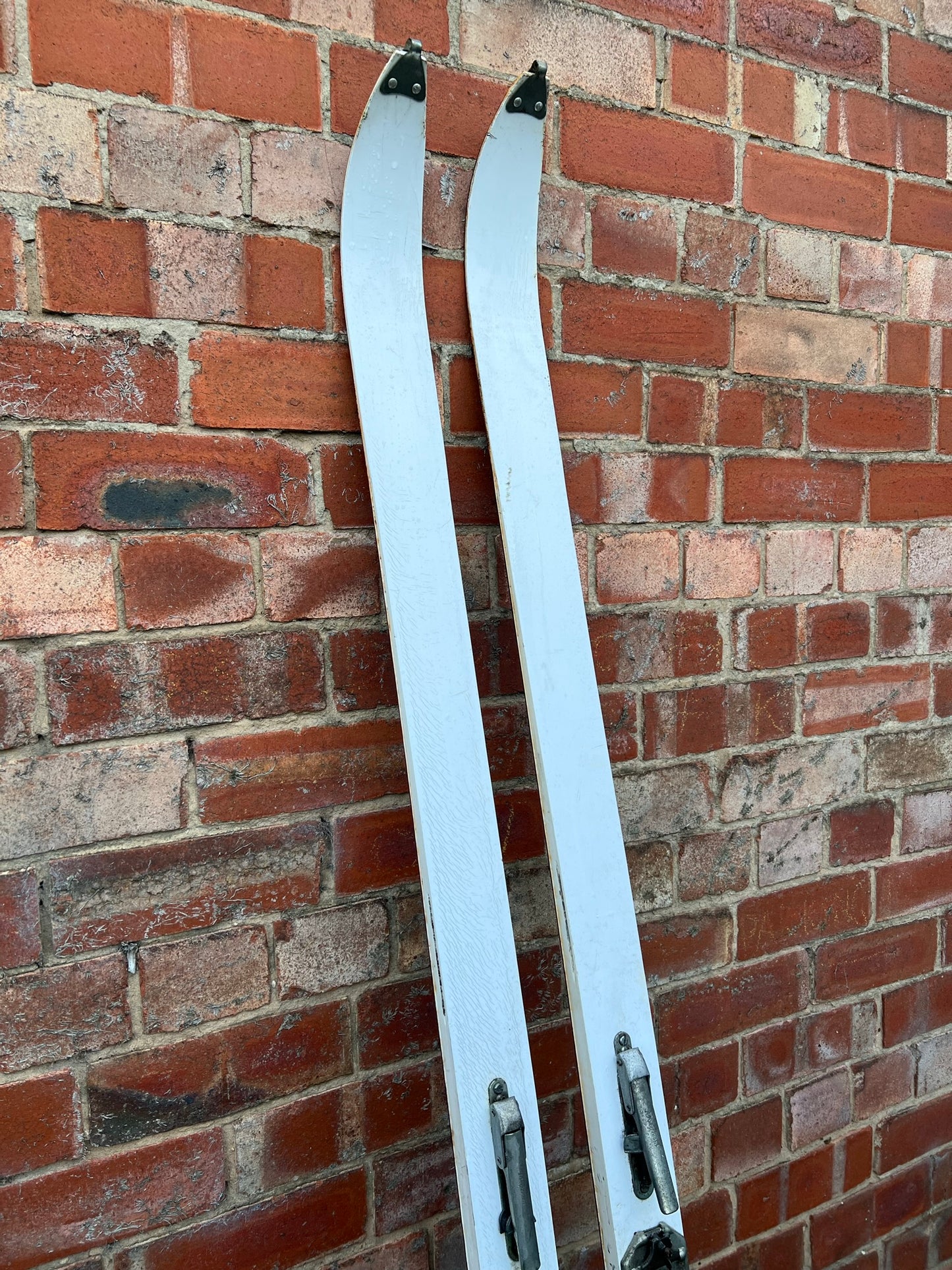 Vintage Skis 50's 60's Rustic Wall Decor Christmas Winter Grotto Shop Display 210cm