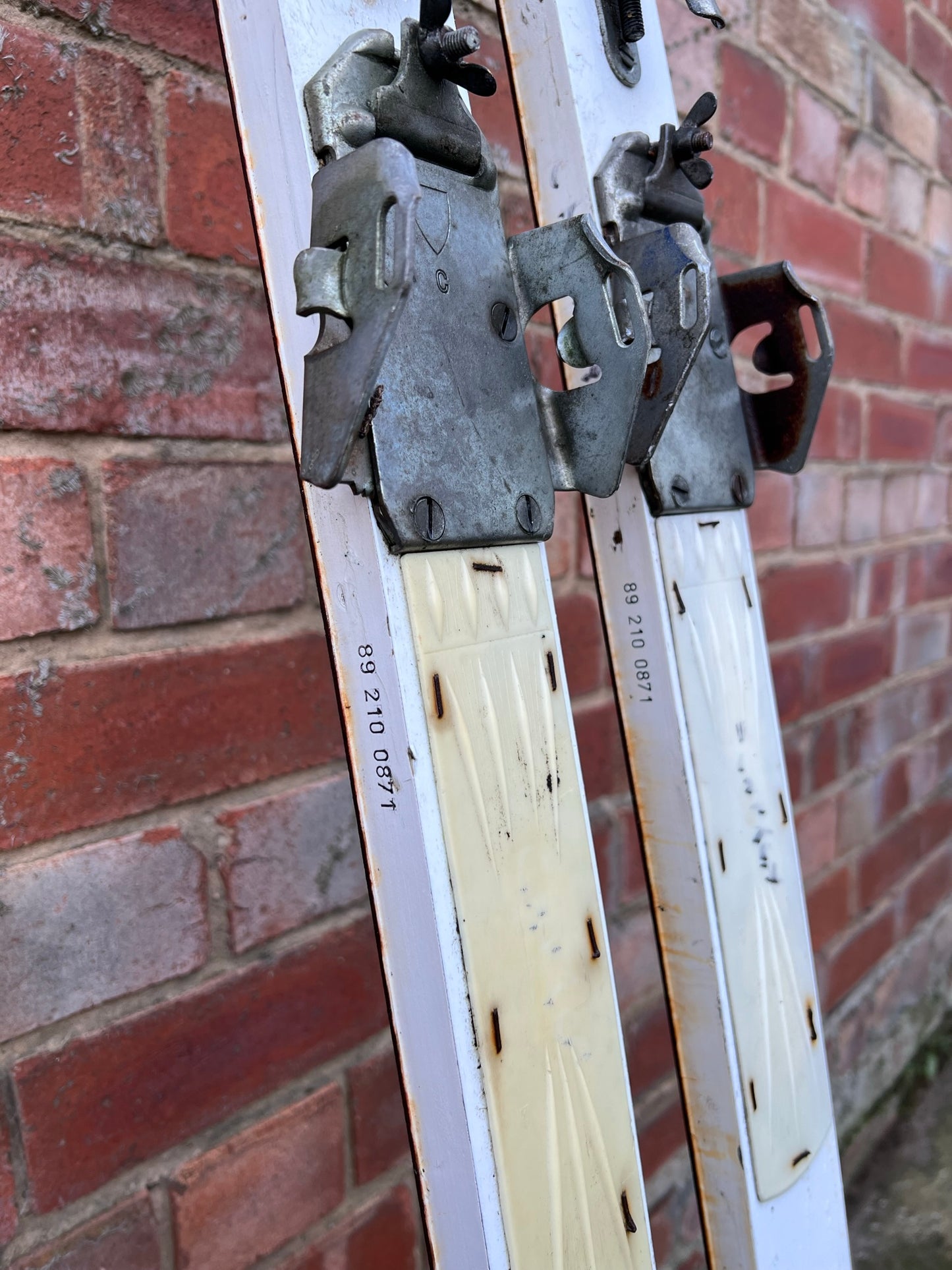 Vintage Skis 50's 60's Rustic Wall Decor Christmas Winter Grotto Shop Display 210cm