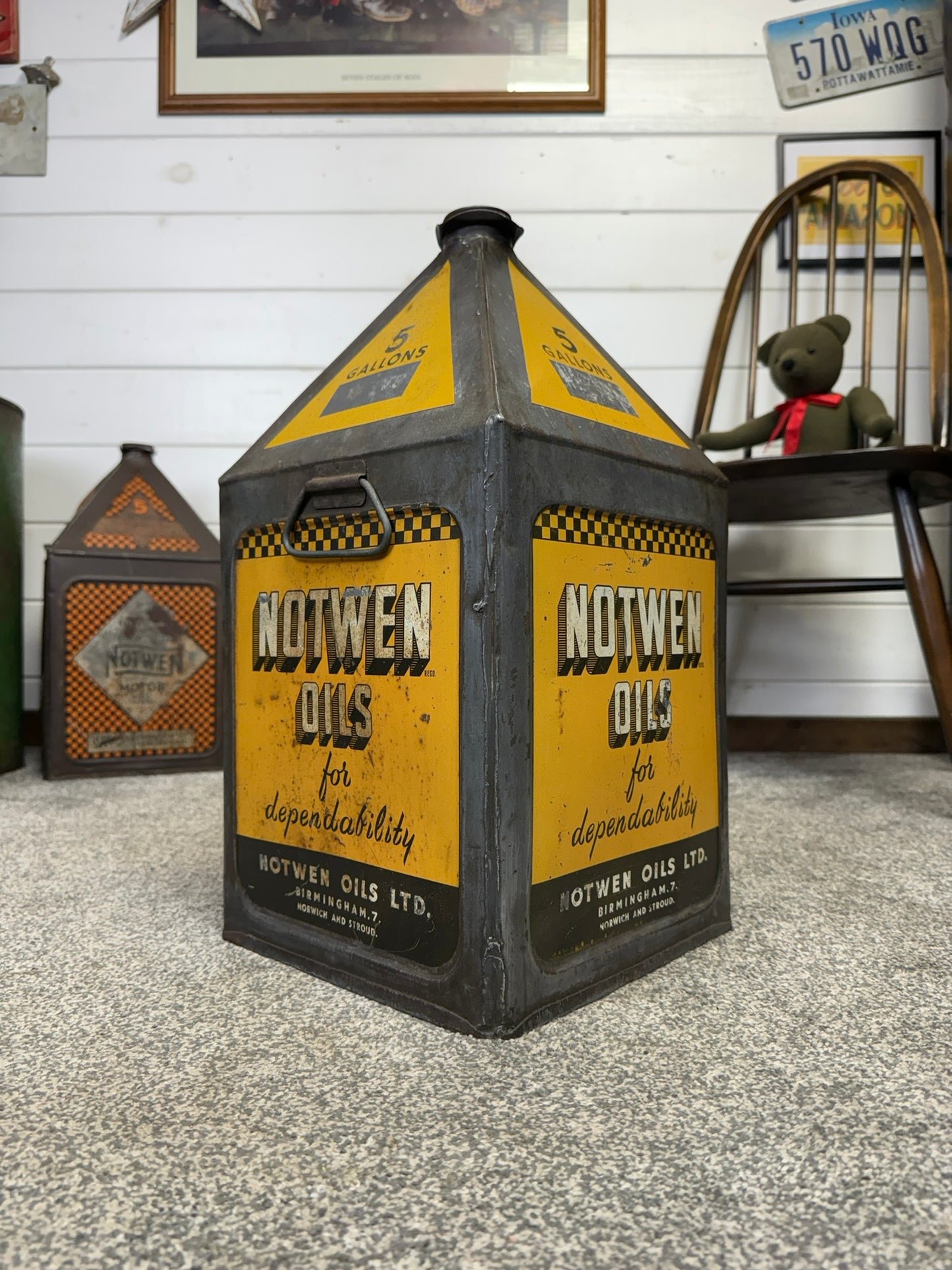 Vintage Notwen Oils 5 Gallon Pyramid Oil Can Original Automobilia