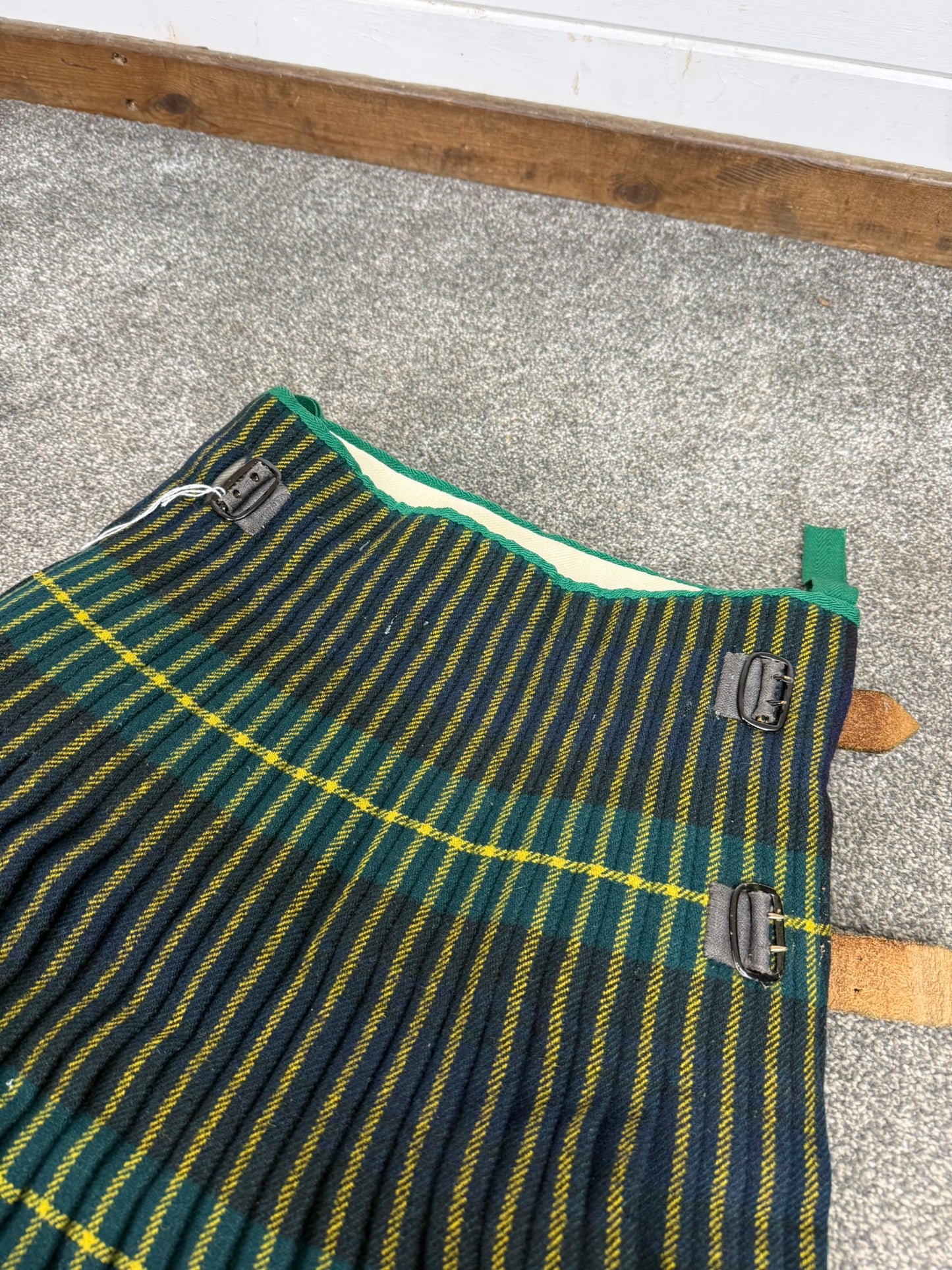 Vintage British Army No3 Gordon Highlanders Kilt Military Pure Wool Tartan - Damaged