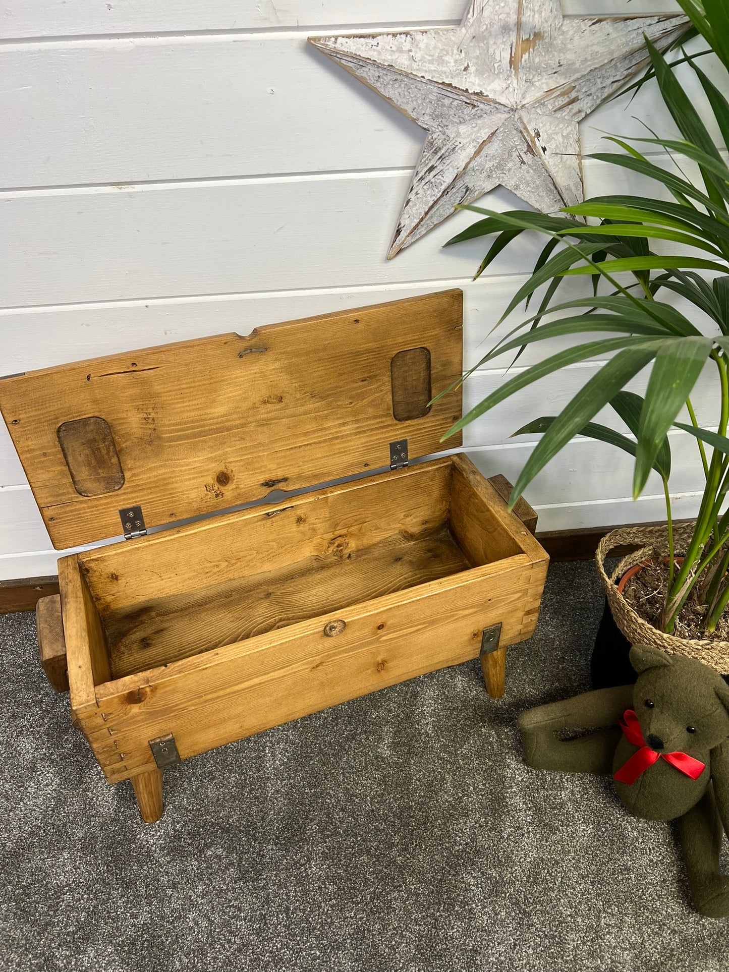 Rustic Wooden Ammo Box Table Industrial Vintage Blanket Box Storage Chest Coffee Table