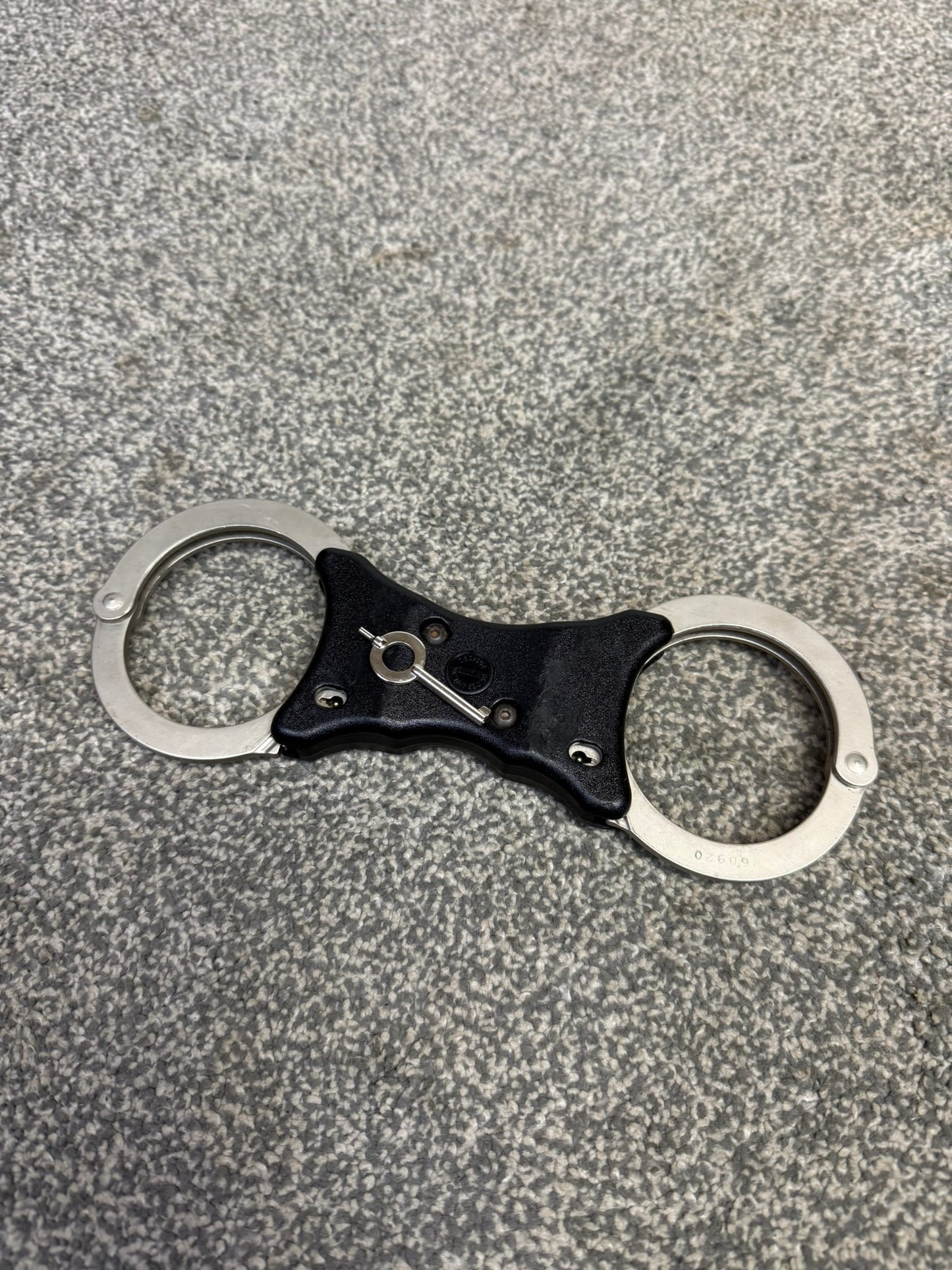 Ex Police Hiatt Rigid Handcuffs With Serial Security Cuffs Displays Collectible