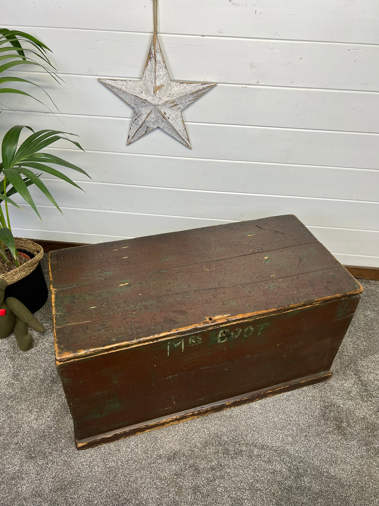 Rustic Wooden Chest Trunk Reclaimed Blanket Box Vintage Farmhouse Coffee Table Ottoman