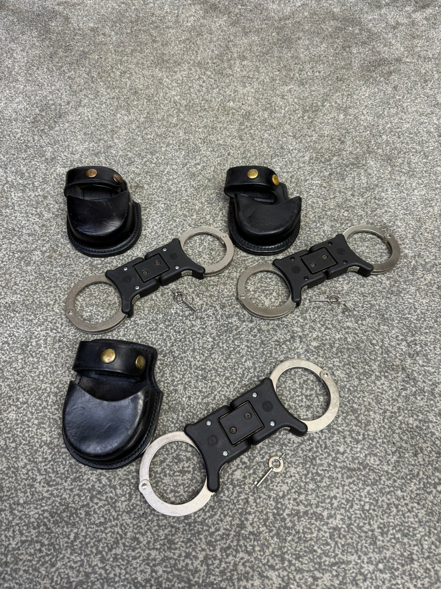 Ex Police Folding Hiatt Handcuffs Hinged Cuffs PSNI Leather Pouch & Key Security Collectible