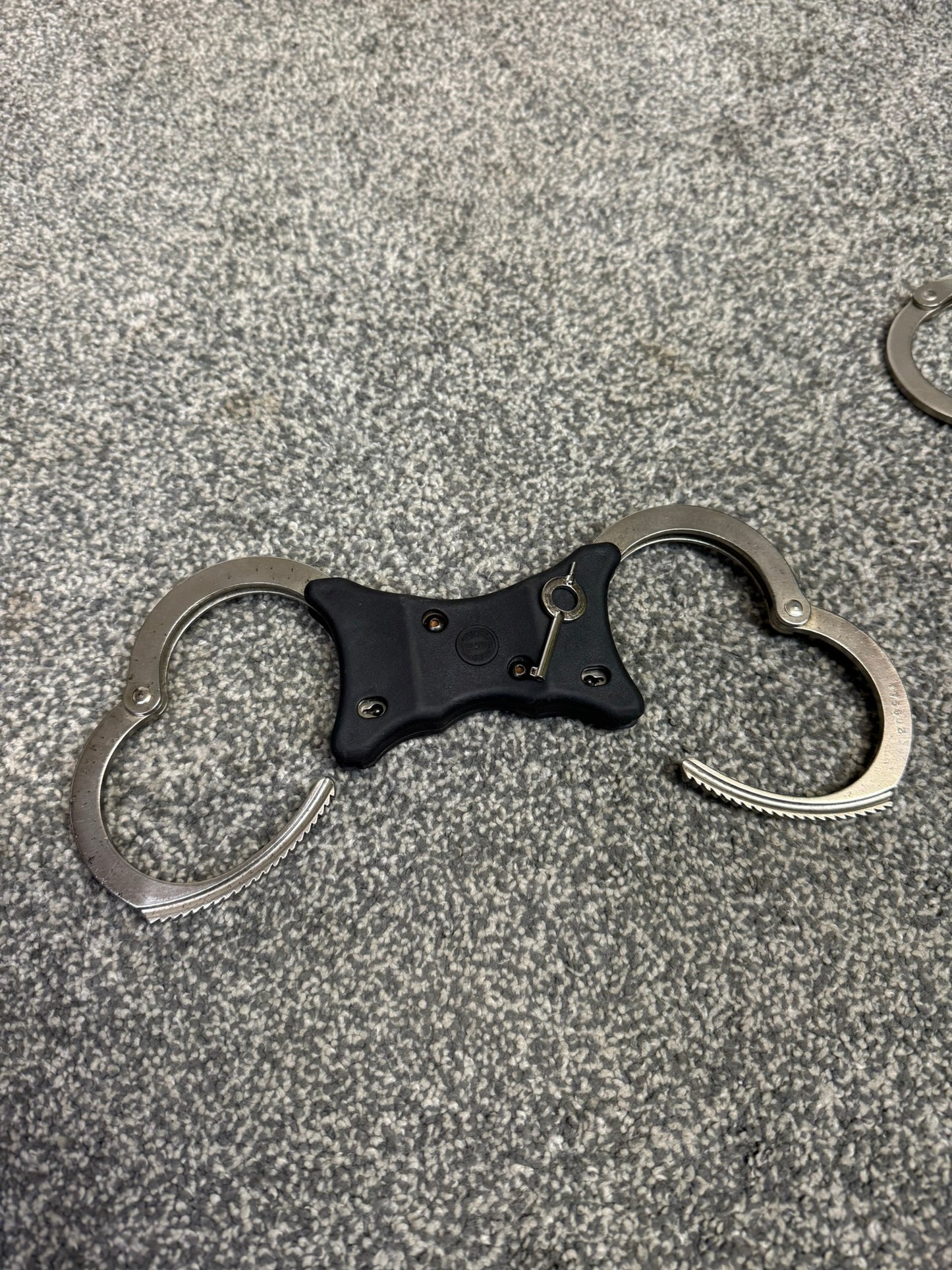 Ex Police Early Hiatt Rigid Handcuffs With Serial Security Cuffs Displays Collectible