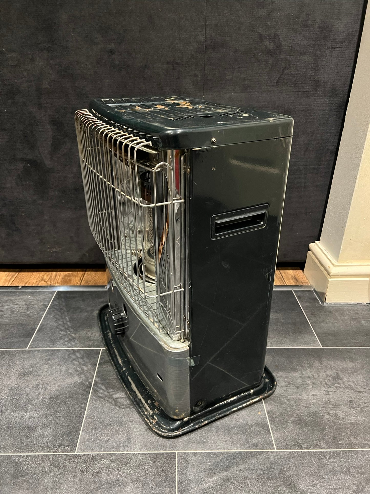 ZIBRO R18E Paraffin Kerosene Heater Portable Space Heater Office Workshop Home