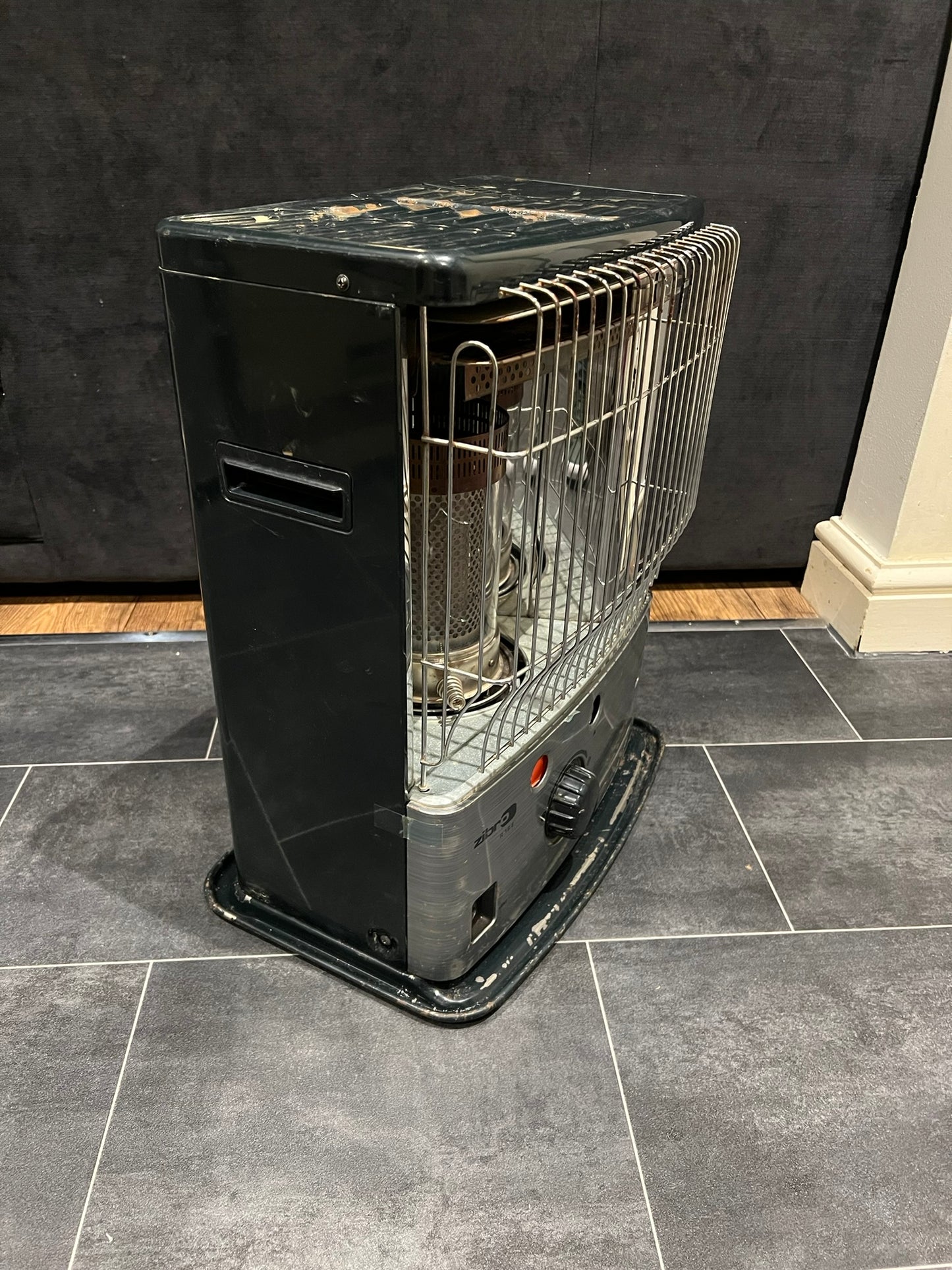 ZIBRO R18E Paraffin Kerosene Heater Portable Space Heater Office Workshop Home