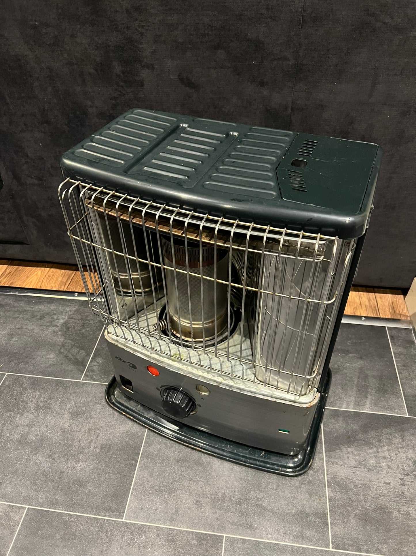 ZIBRO R18E Paraffin Kerosene Heater Portable Space Heater Office Workshop Home