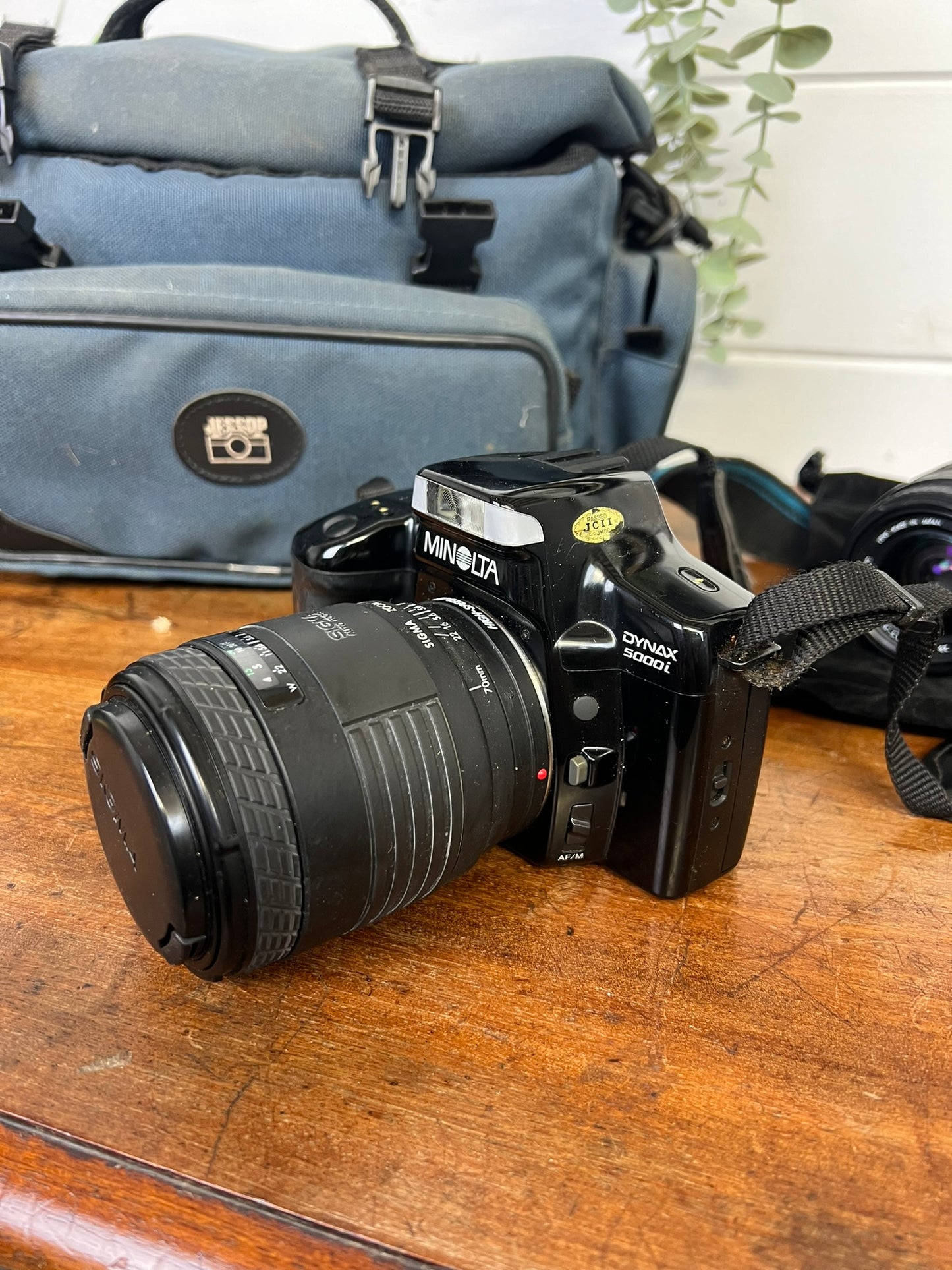 Vintage Minolta Dynax 5000i Camera Bundle With 2x Lenses