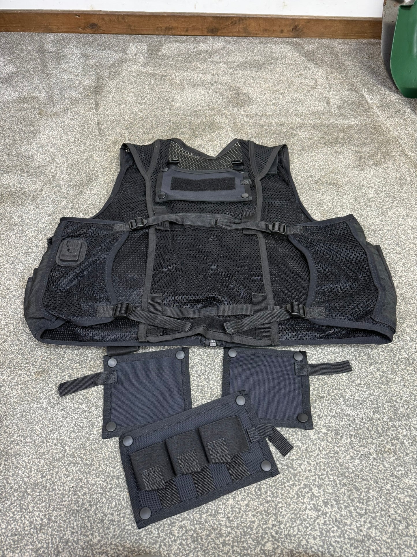 Ex Police Firearms ARU Black Tac Vest X Large Security Patrol