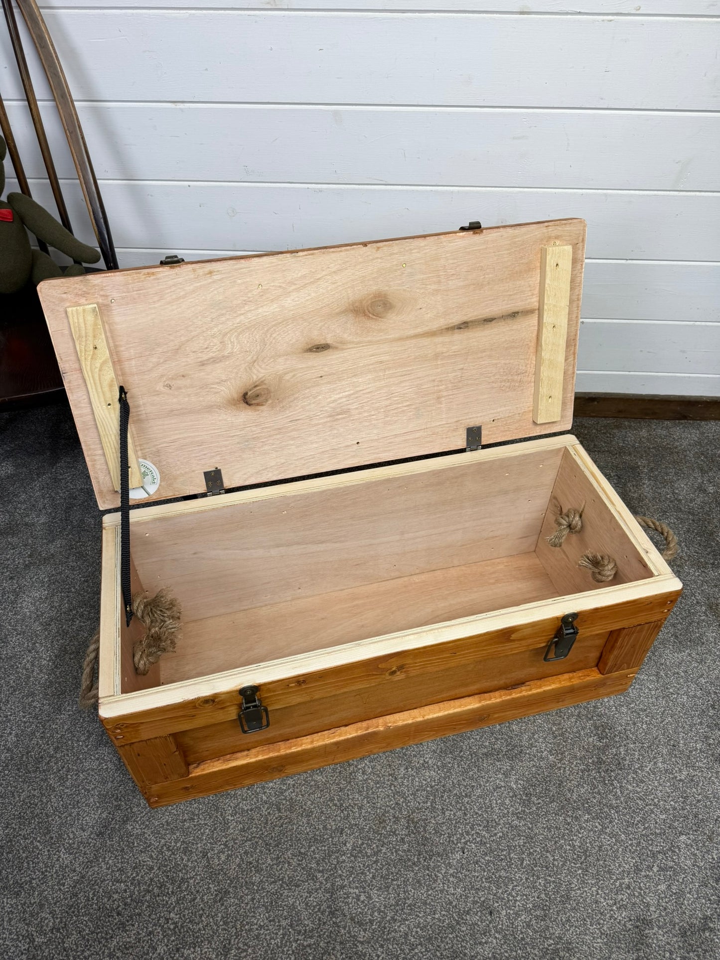 Large Wooden Storage Chest Rustic Industrial Reclaimed Trunk Home Decor Blanket Storage Side Table
