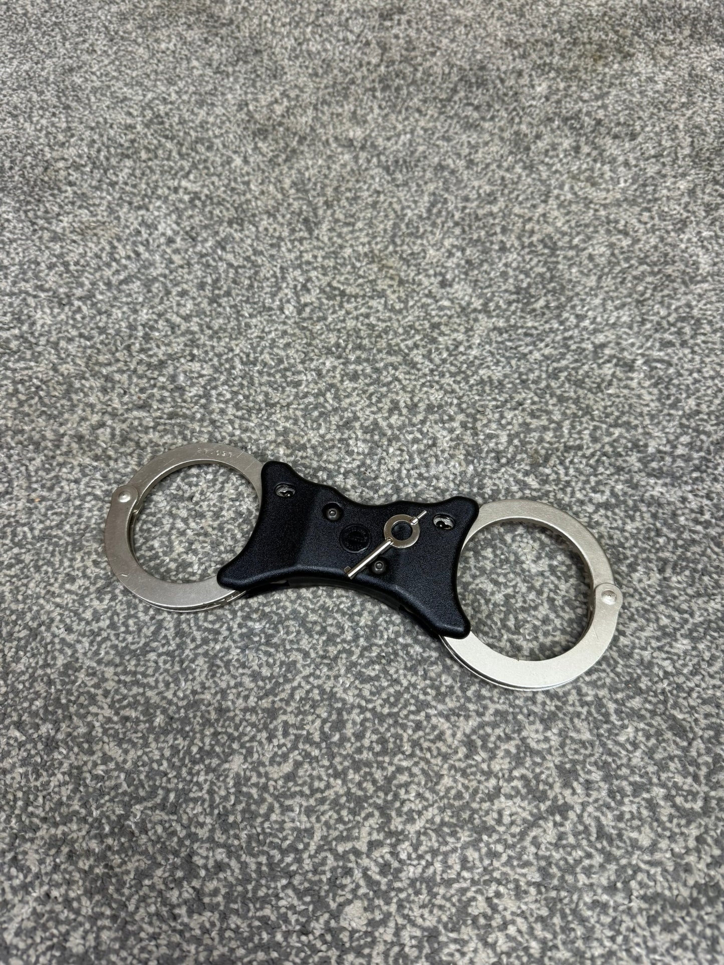 Ex Police Early Hiatt Rigid Handcuffs With Serial Security Cuffs Displays Collectible