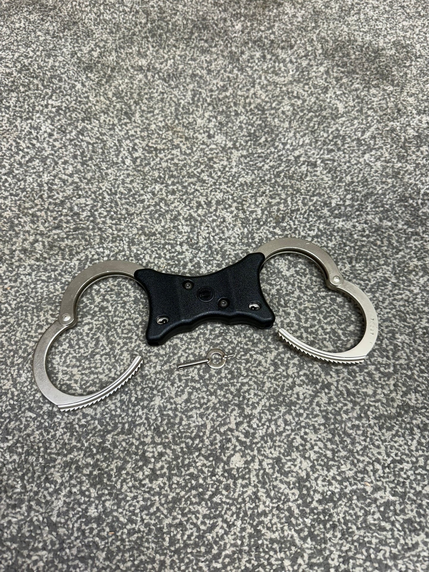 Ex Police Early Hiatt Rigid Handcuffs With Serial Security Cuffs Displays Collectible