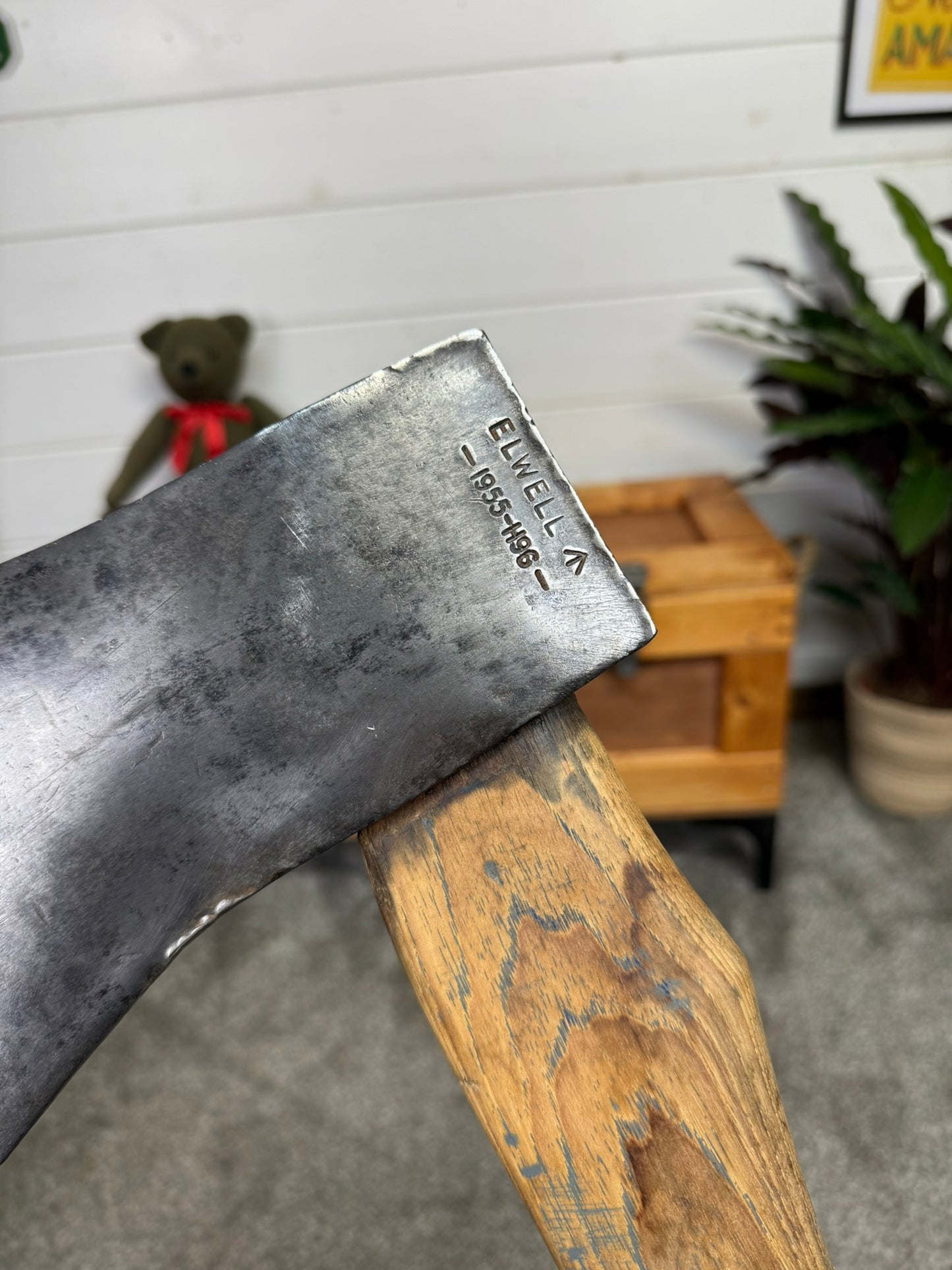 Vintage 1955 Military Elwell 4.5lbs Long Handle Ex Army Felling Axe Stamped