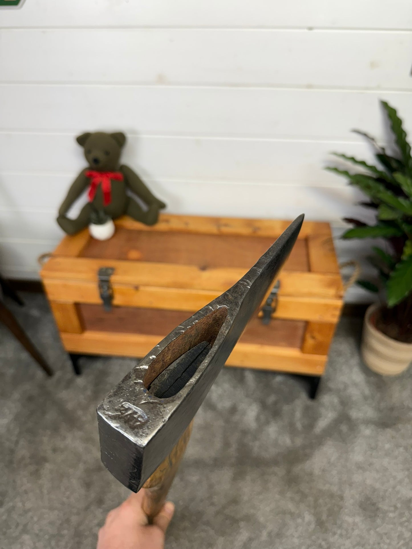 Vintage 1955 Military Elwell 4.5lbs Long Handle Ex Army Felling Axe Stamped