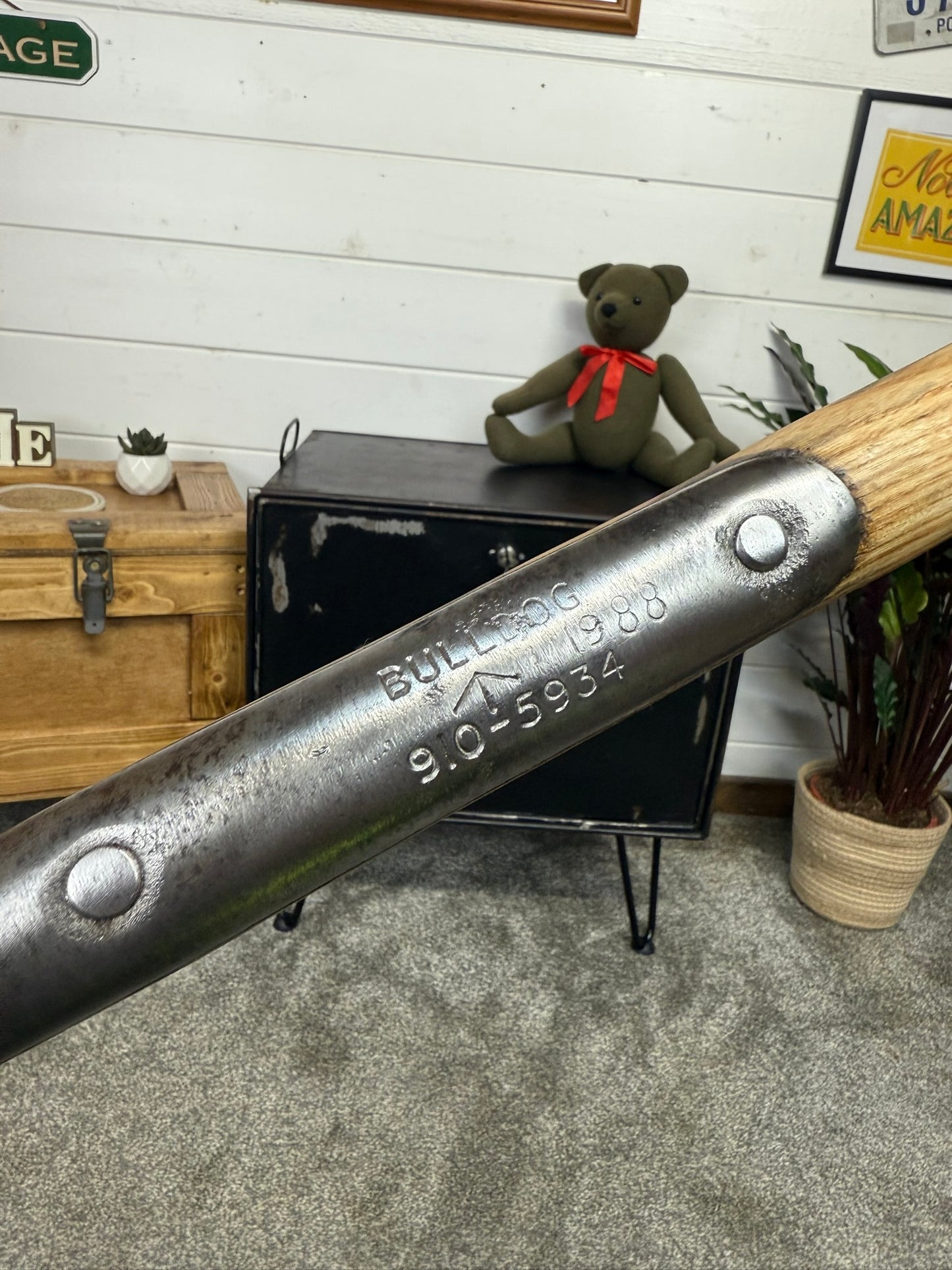 Vintage Military 3ft Bulldog 1988 British Army General Service Shovel Spade Stamped