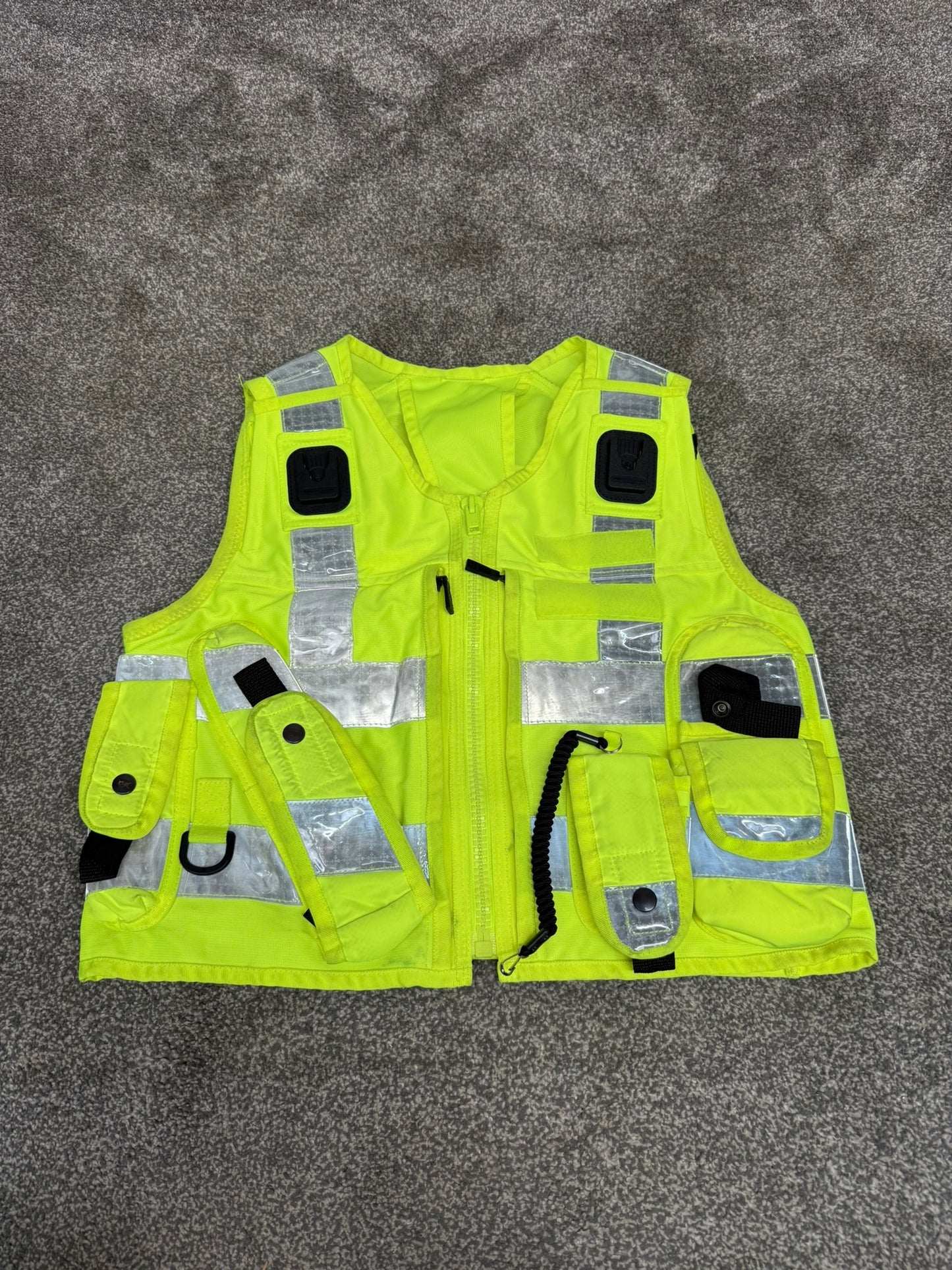 Hi Vis Tac Vest Ex Police Equipment Utility Vest MEDIUM Patrol Security VGC