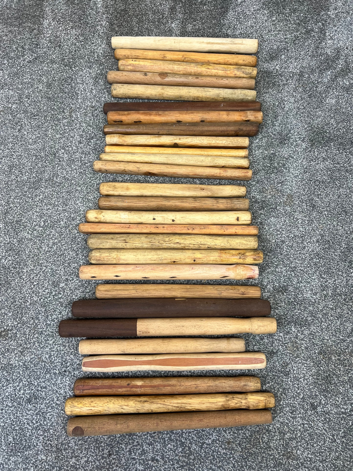 27x Vintage Wooden Hammer Handles Shafts Job Lot Vintage Workshop Tools