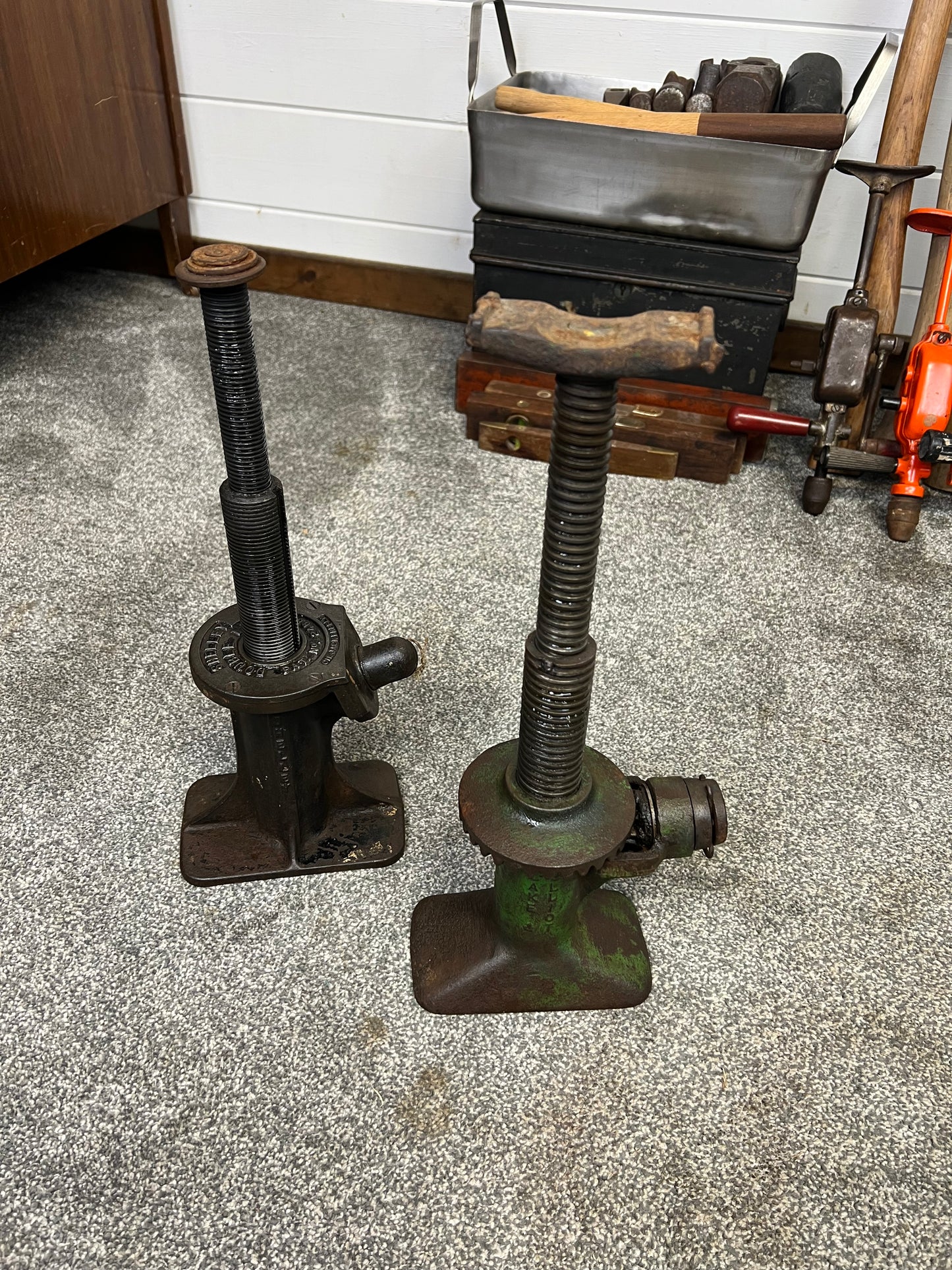 2x Vintage Screw Jacks Lake & Elliott Jack / Shelley Double Lift Vintage Car Jack Industrial Decor