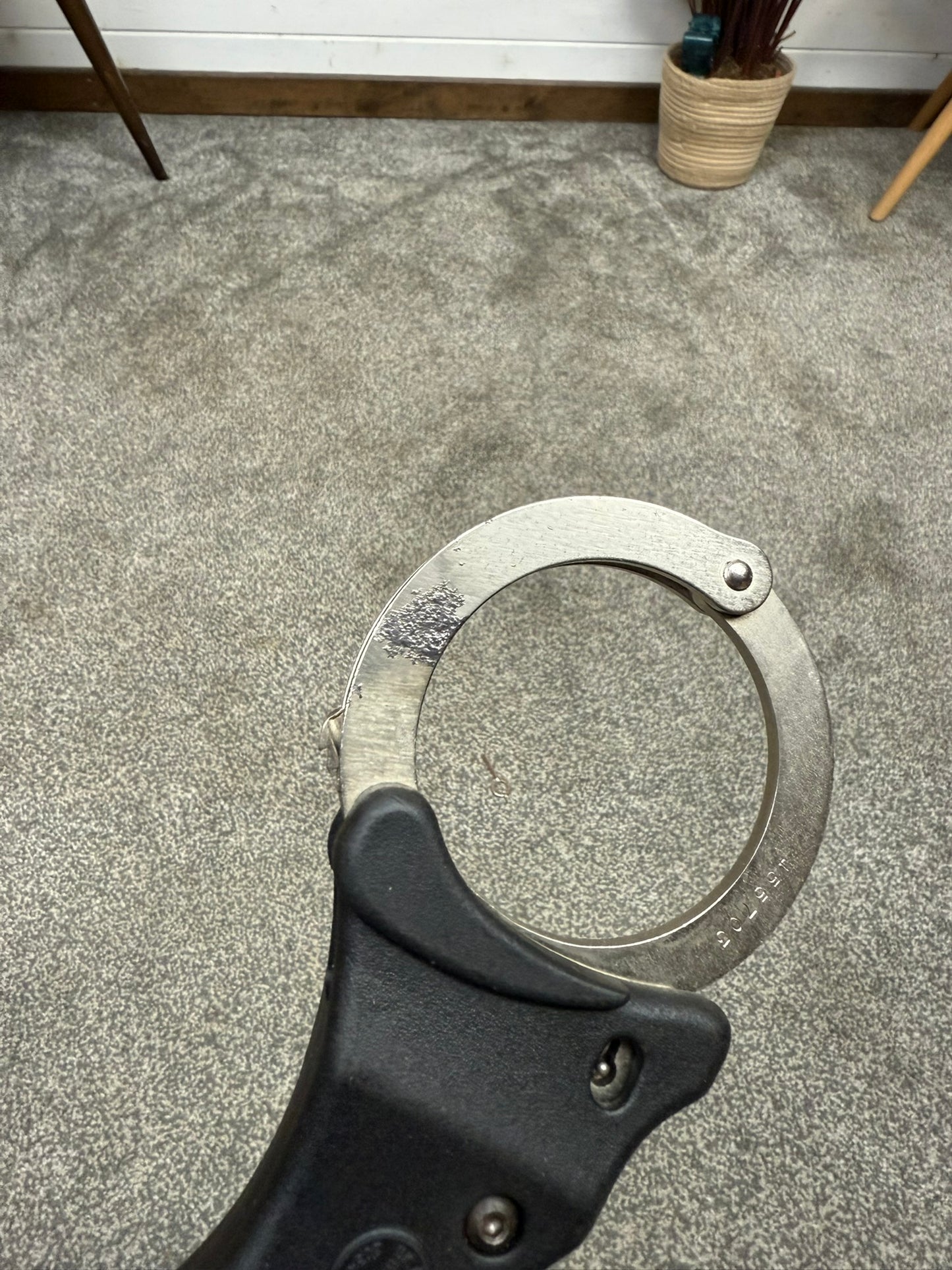 Ex Police Hiatt Rigid Handcuffs With Serial Security Cuffs Displays Collectible