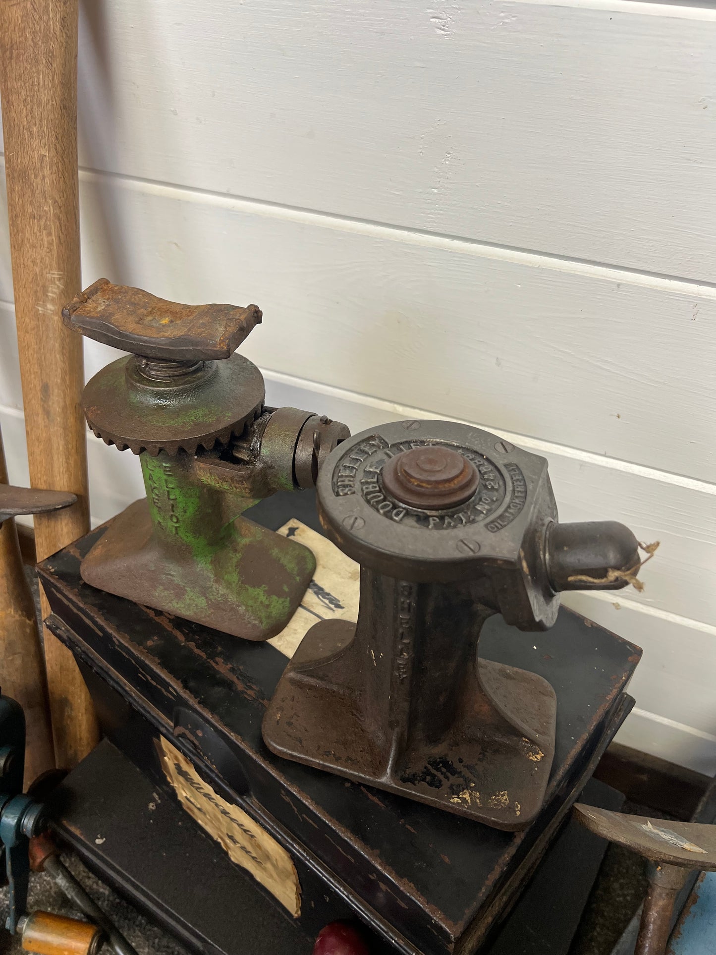 2x Vintage Screw Jacks Lake & Elliott Jack / Shelley Double Lift Vintage Car Jack Industrial Decor