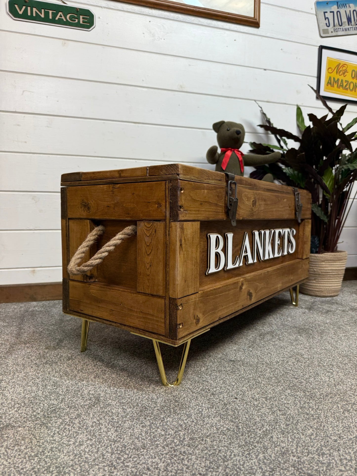 Wooden Blanket Box Large Reclaimed Crate Chest Coffee Table Metal Legs Rustic Home Decor