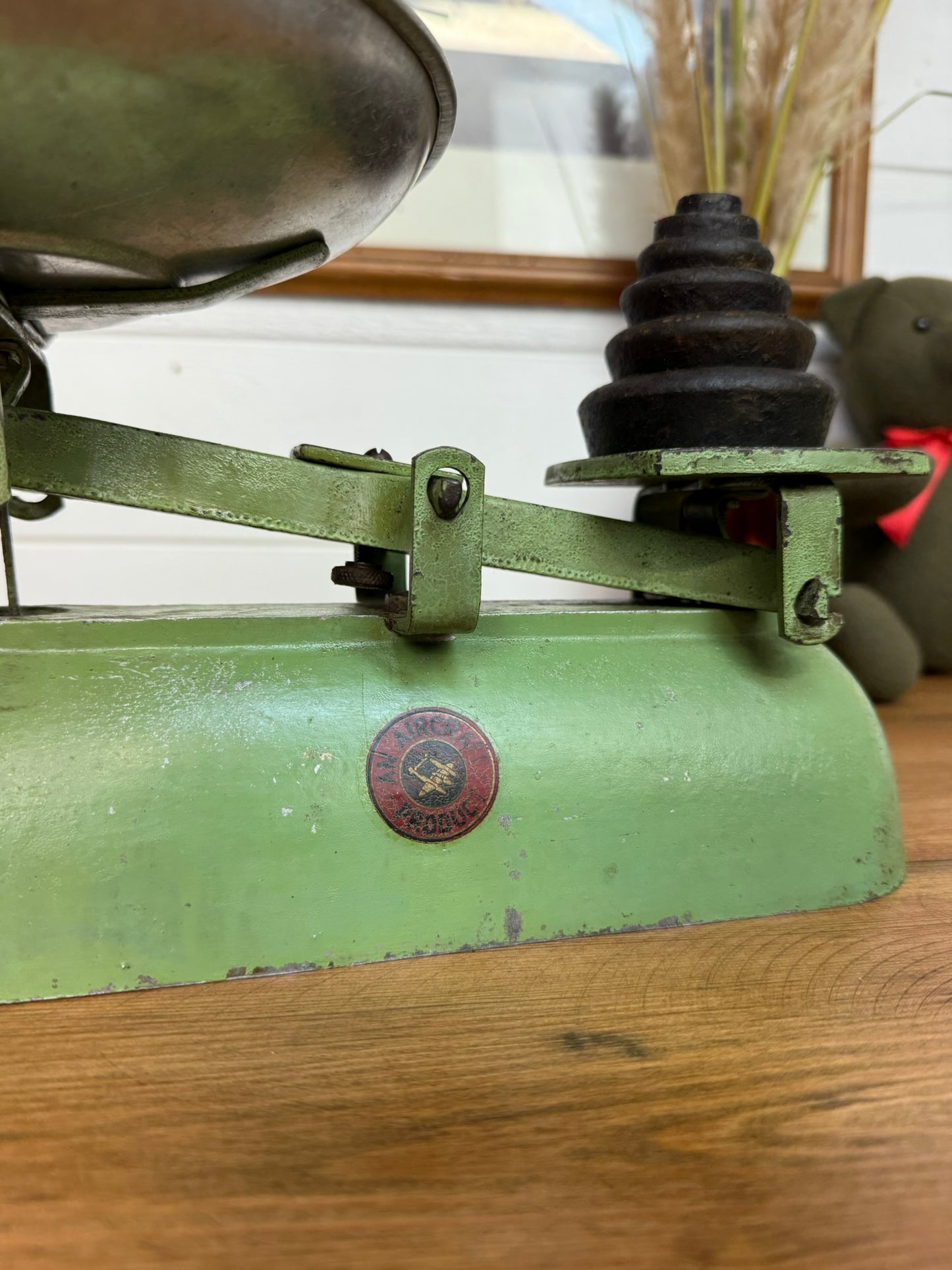 Vintage "Aircraft Product" Cast Aluminium Kitchen Balance Scales & Weights Vintage Retro Farmhouse Weighing Scales