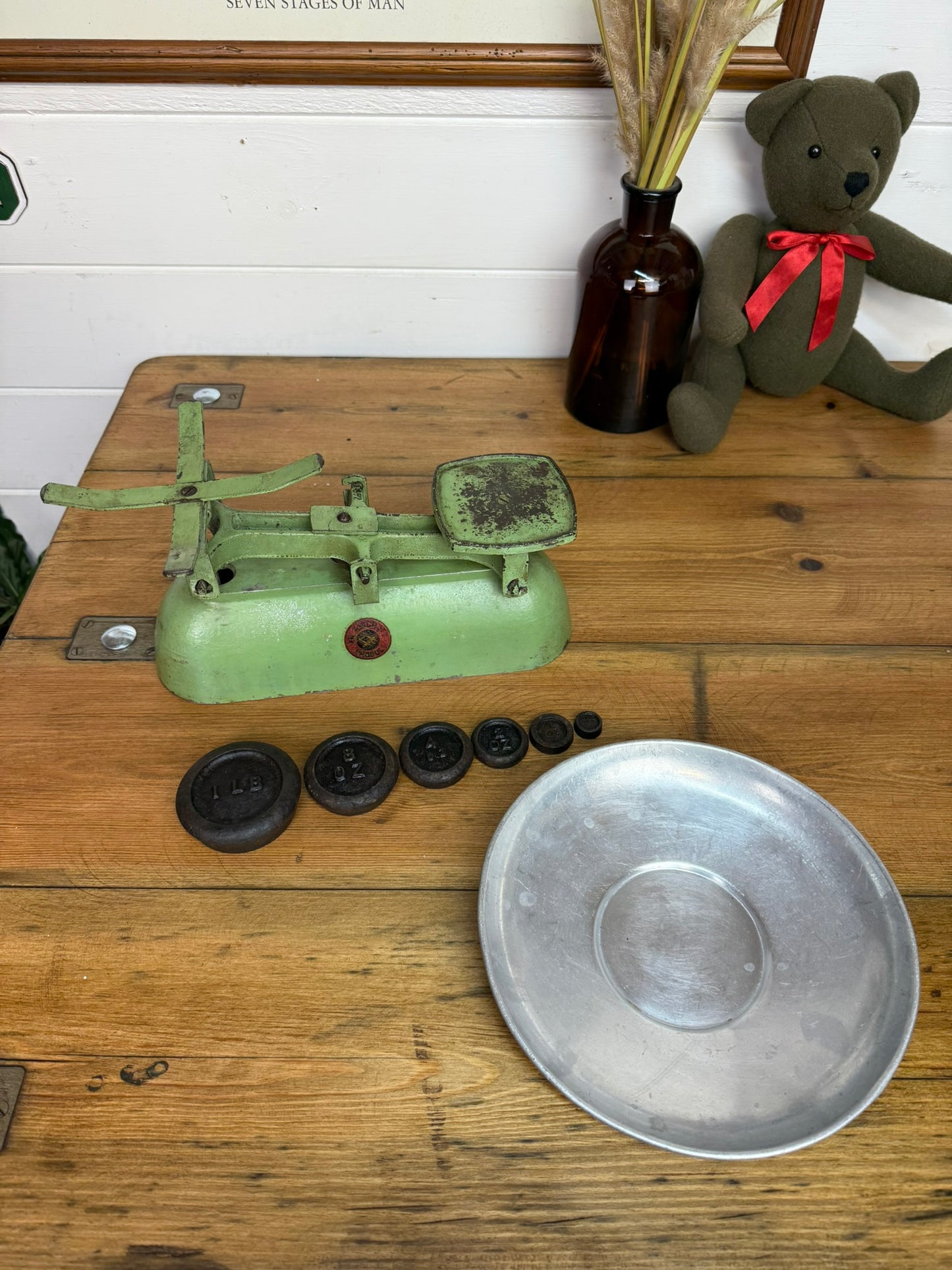 Vintage "Aircraft Product" Cast Aluminium Kitchen Balance Scales & Weights Vintage Retro Farmhouse Weighing Scales