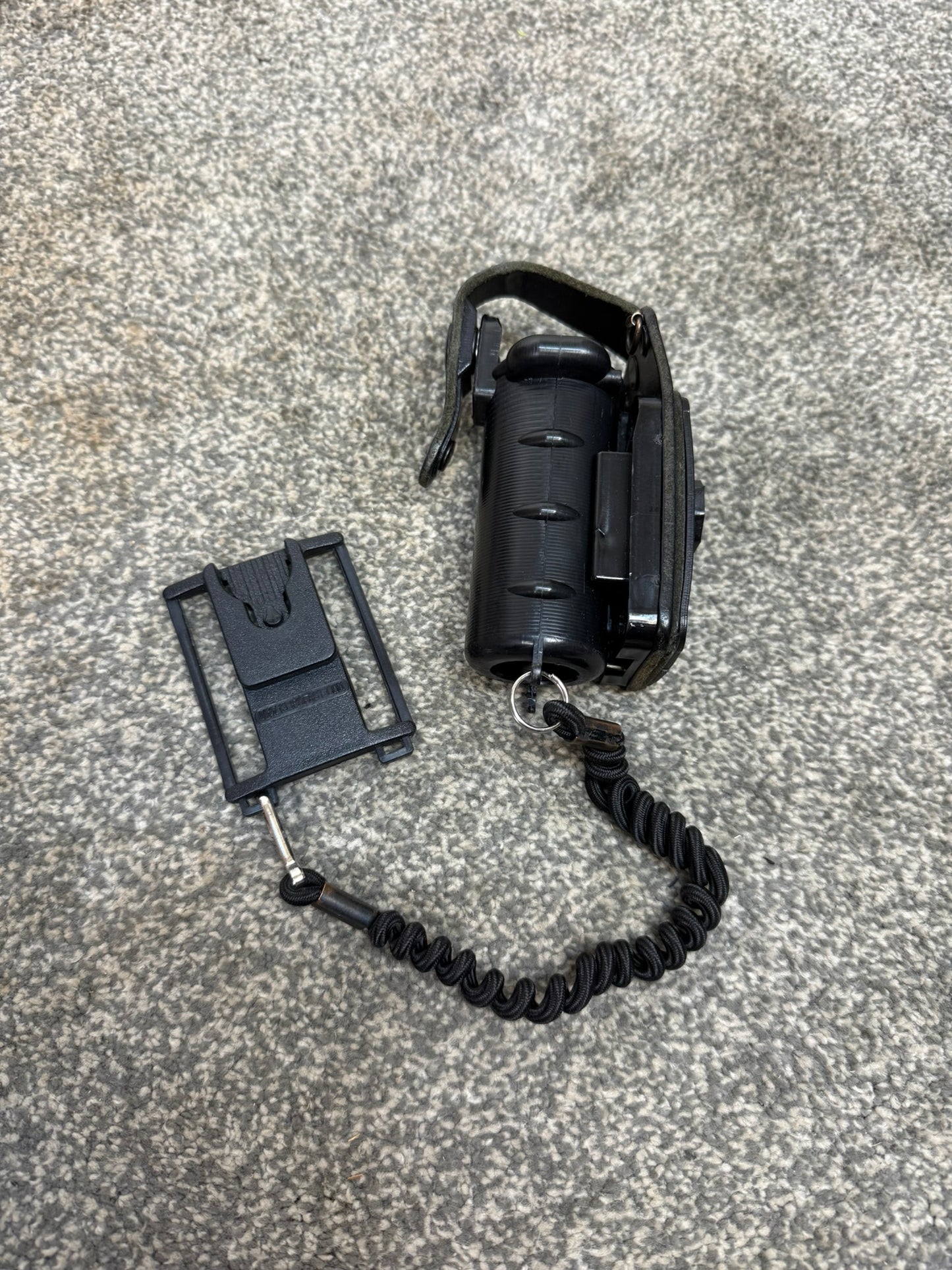 Ex Police Peter Jones CS Spray Gas Canister Holder Duty Belt Klickfast