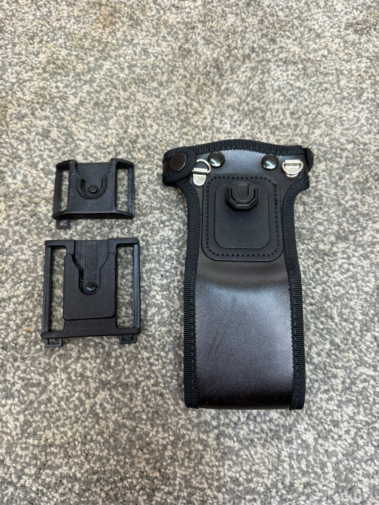 Ex Police Peter Jones Leather Radio Pouch With Klickfast Belt Dock