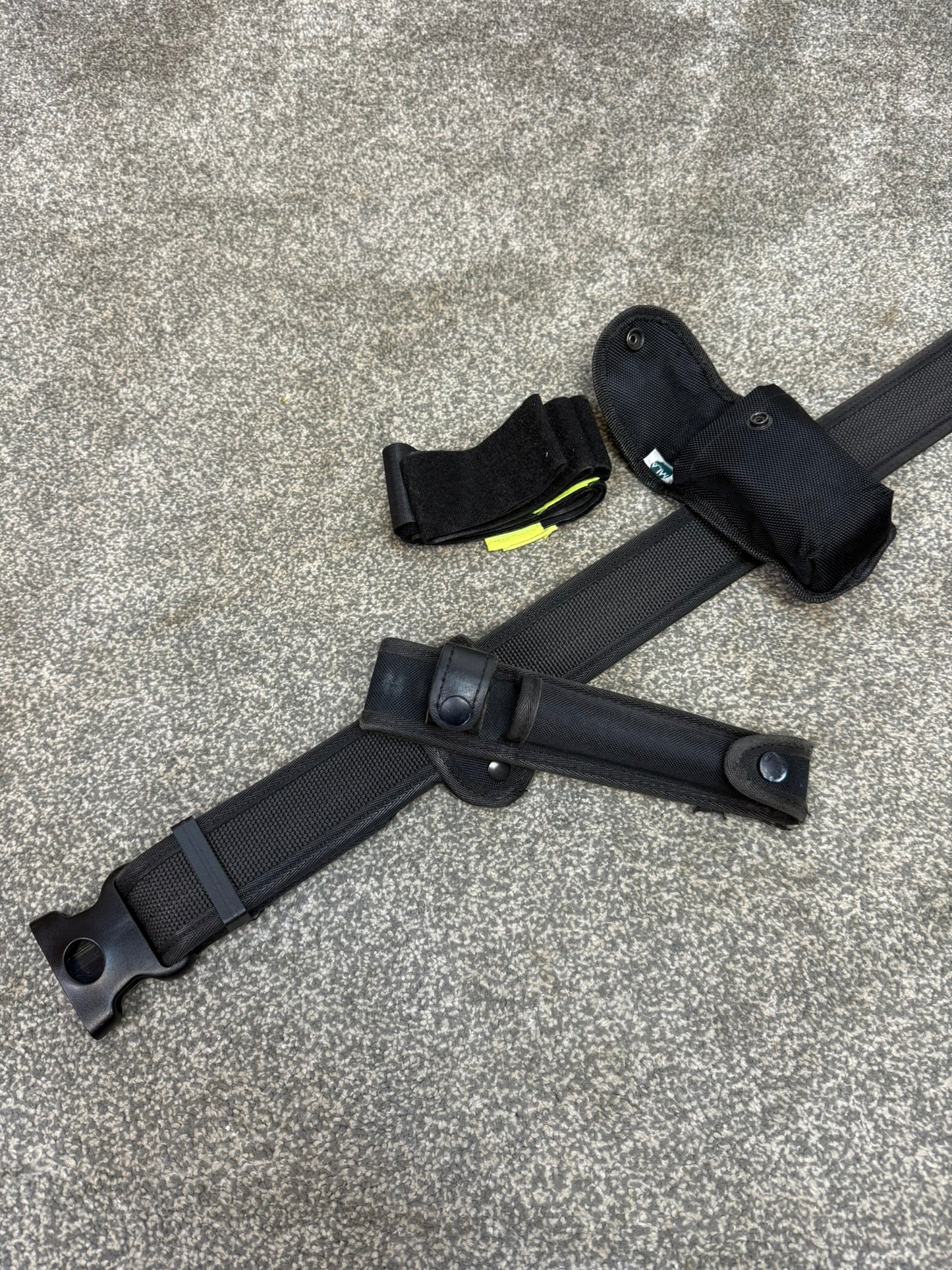 Ex Police Duty Belt Pouches & Fast Strap Restraint XXL 43" Waist Genuine Security Equipment Belt