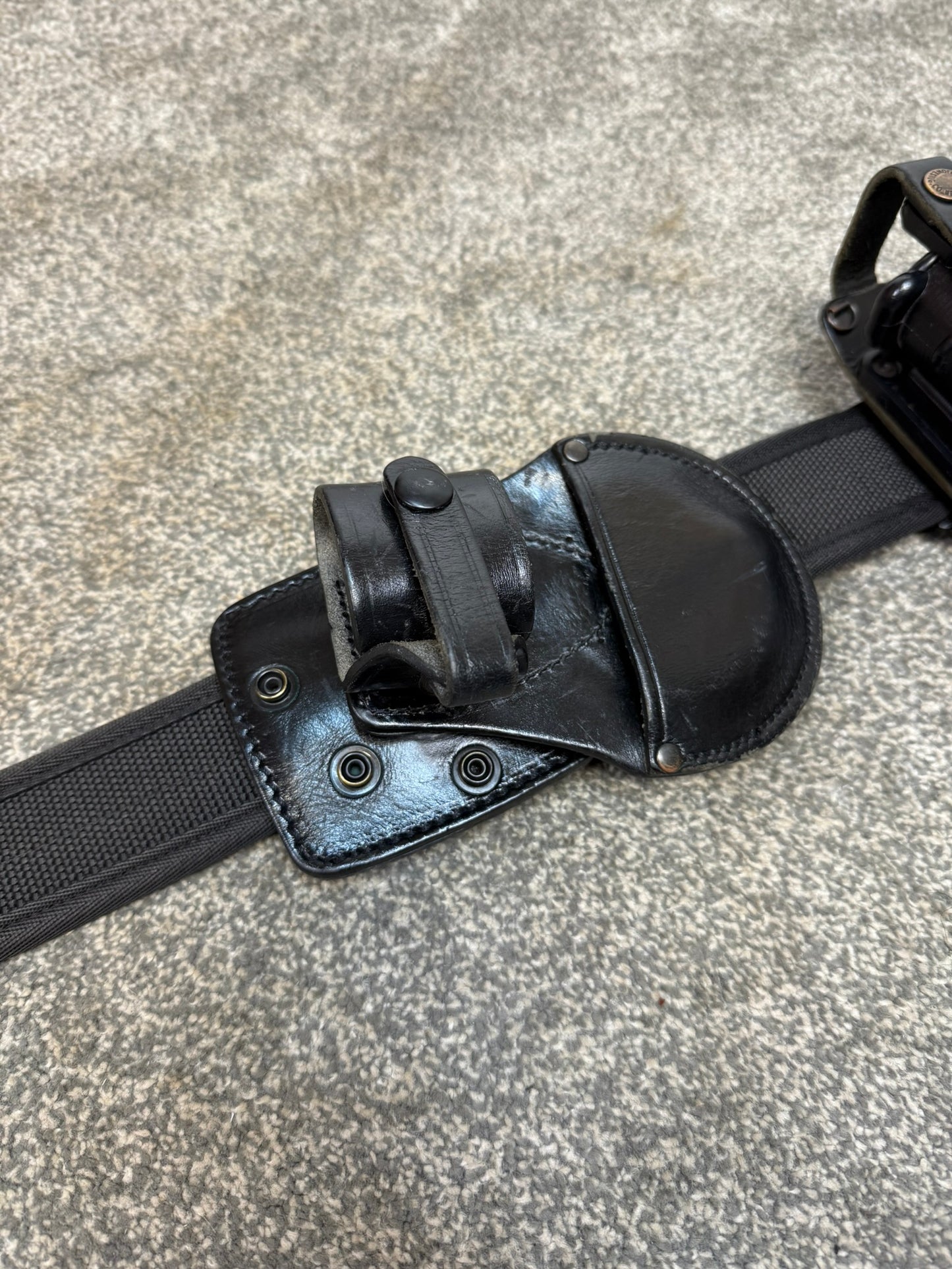 Ex Police Duty Belt Pouches & Fast Strap Restraint XXL 43" Waist Genuine Security Equipment Belt