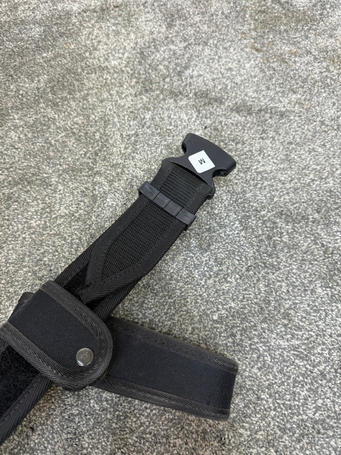 Ex Police Duty Belt Pouches & Fast Strap Restraint MEDIUM 38.5" Waist Genuine Security Equipment Belt