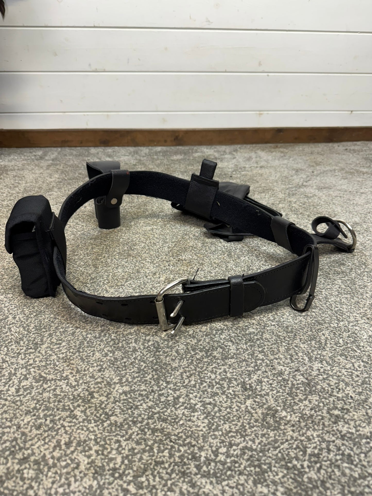 Ex Police Leather Belt & Pouches Fast Strap 42" Waist Security Tool Belt
