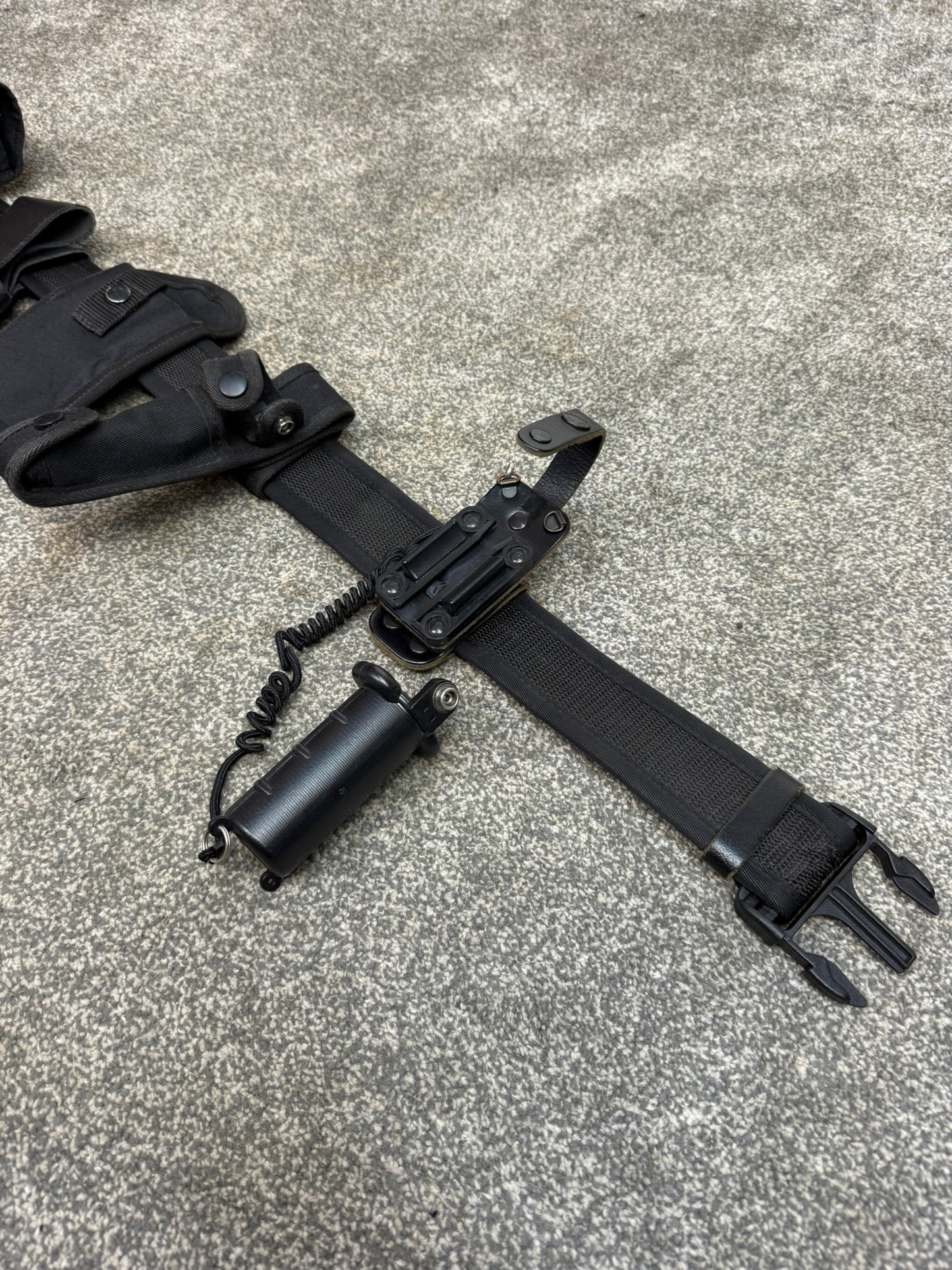 Ex Police Duty Belt Pouches & Fast Strap Restraint X Large 38" Waist Genuine Security Equipment Belt