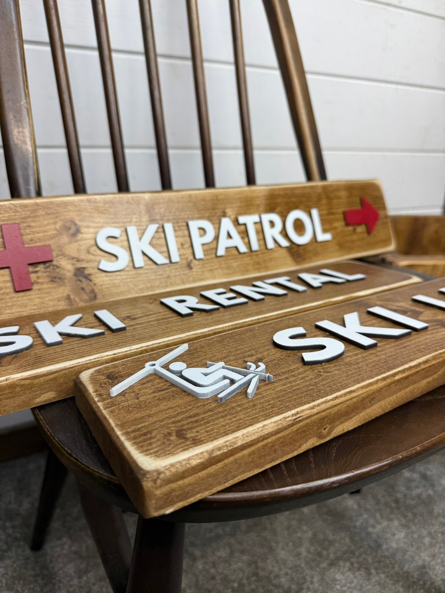 Set of 3x Ski Patrol Theme Wall Signs 3D Rustic Ski Signs Wood Rustic Skiing Decor