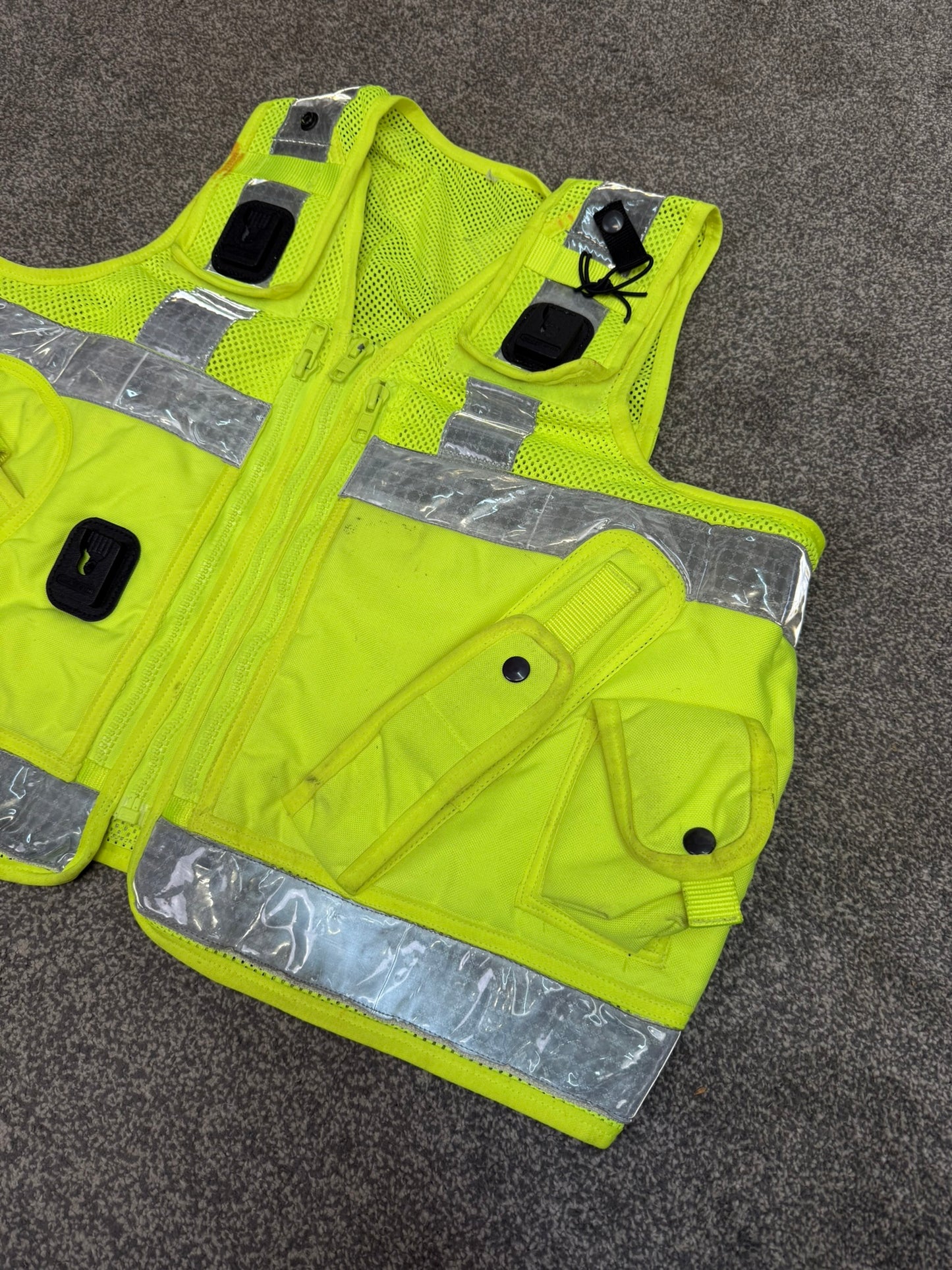 Hi Vis Tac Vest Ex Police Equipment Utility Vest MEDIUM Patrol Security