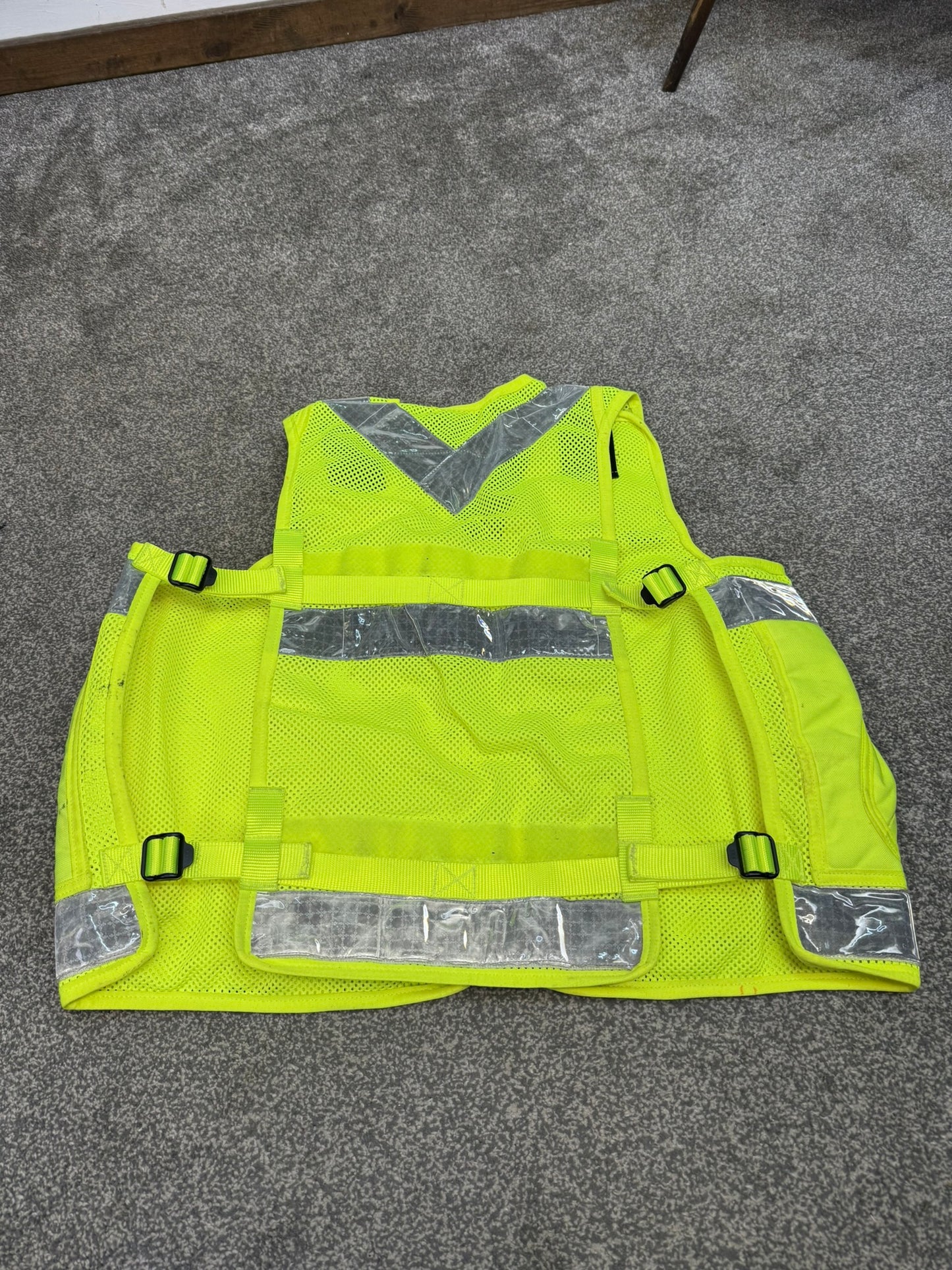 Hi Vis Tac Vest Ex Police Equipment Utility Vest MEDIUM Patrol Security