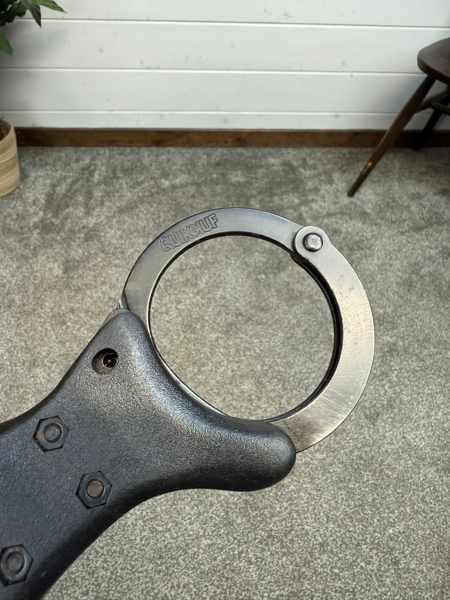 Ex Police Handcuffs Black Quik-Kuf Cuffs With Key Security Collectible Memorabilia