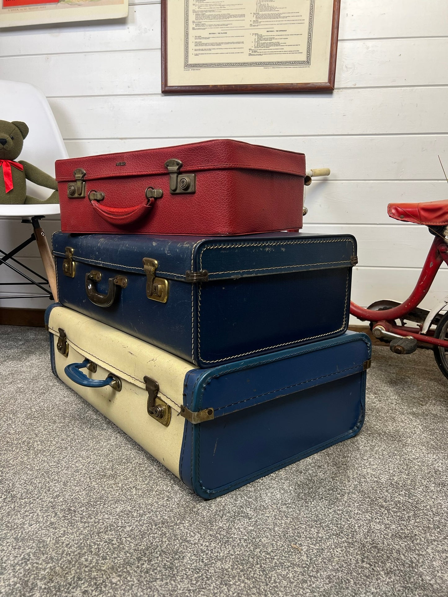 3x Vintage Suitcase Travel Trunk Boho Retro Industrial Decor Photo Prop Display