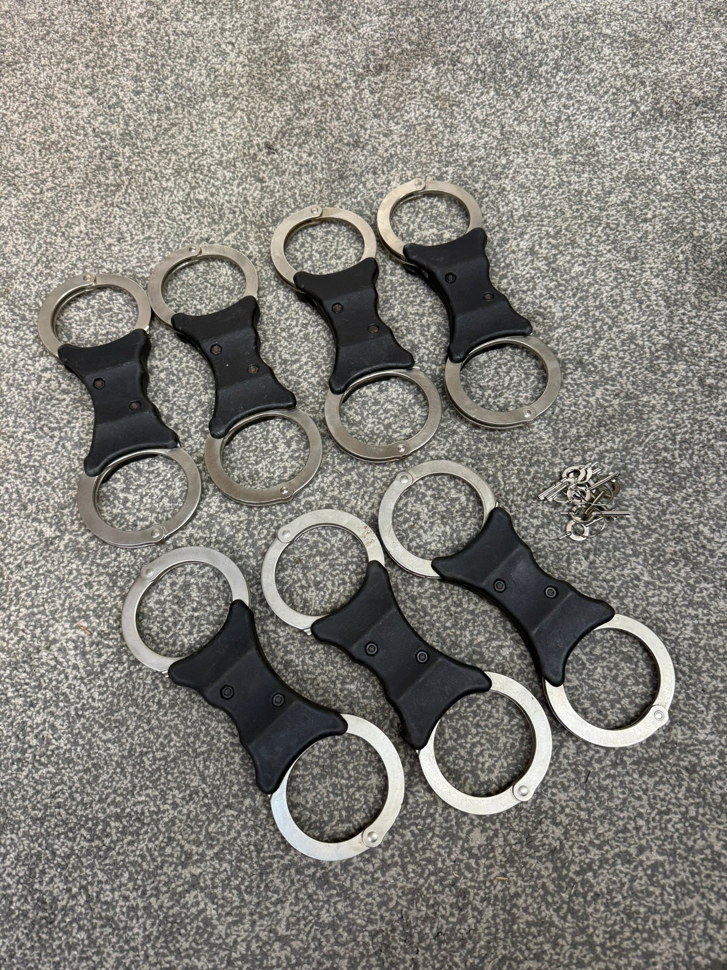 Ex Police Hiatt Rigid Handcuffs With Serial & Key Security Cuffs Displays Collectable