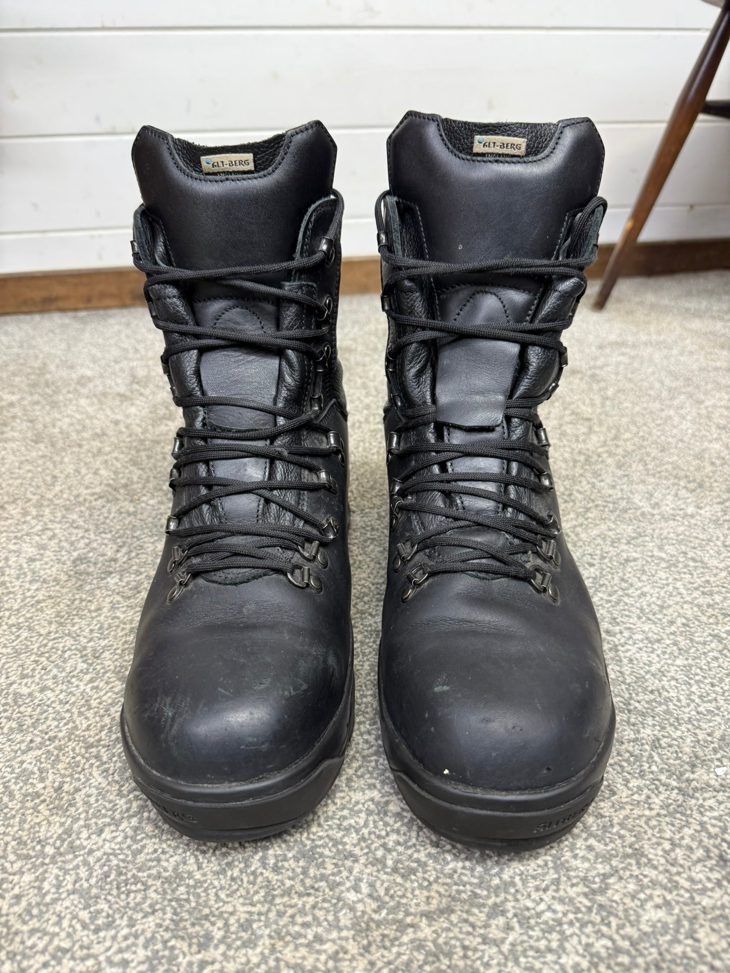 Altberg Peacekeeper P3 VS Black Leather Waterproof Combat Boots Size UK 11